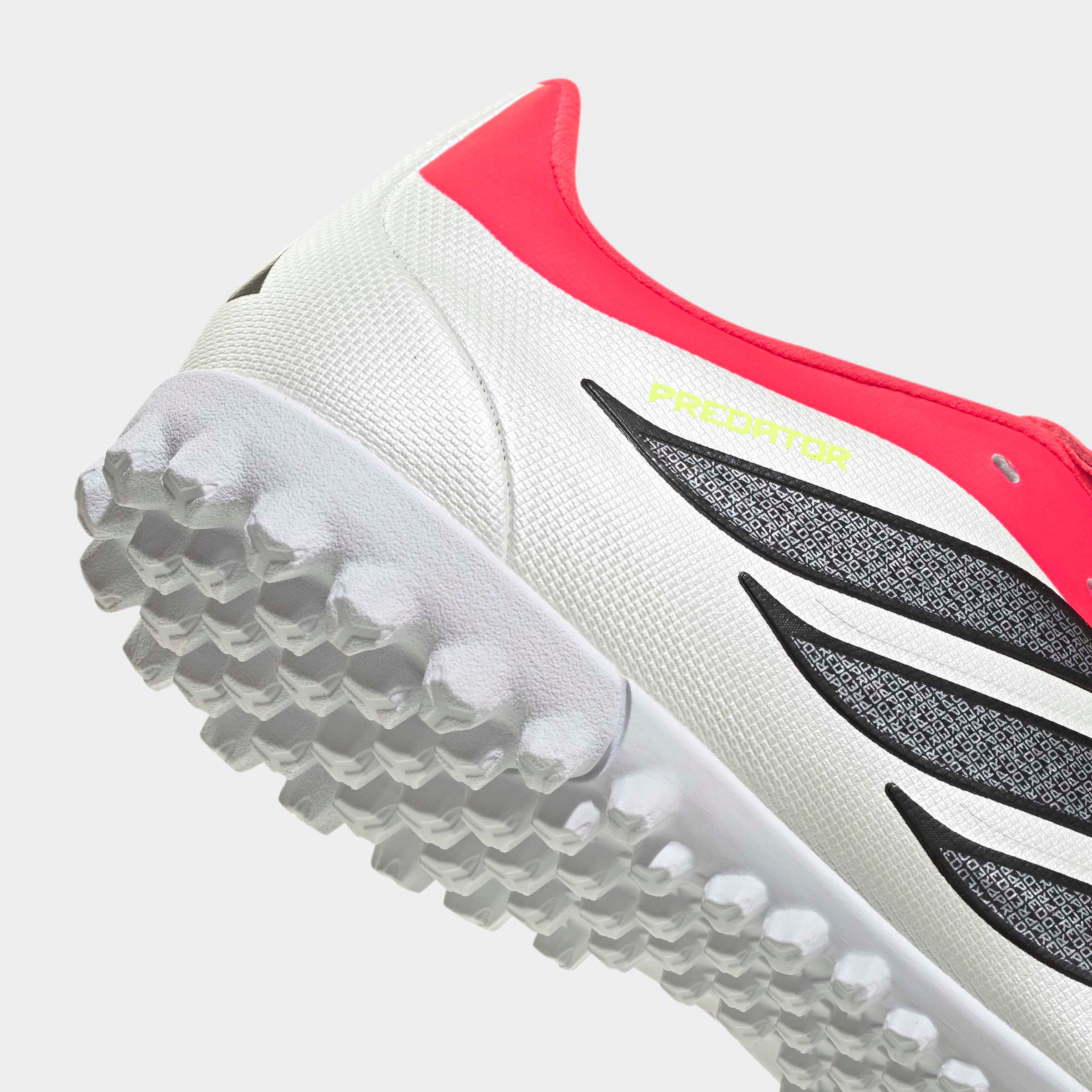 adidas Performance Chaussure de football »PREDATOR CLUB , ROLLRASEN, UMSCHLAGBARE ZUNGE«  für kurzen Kunstrasen, Hart- und Aschenplätze