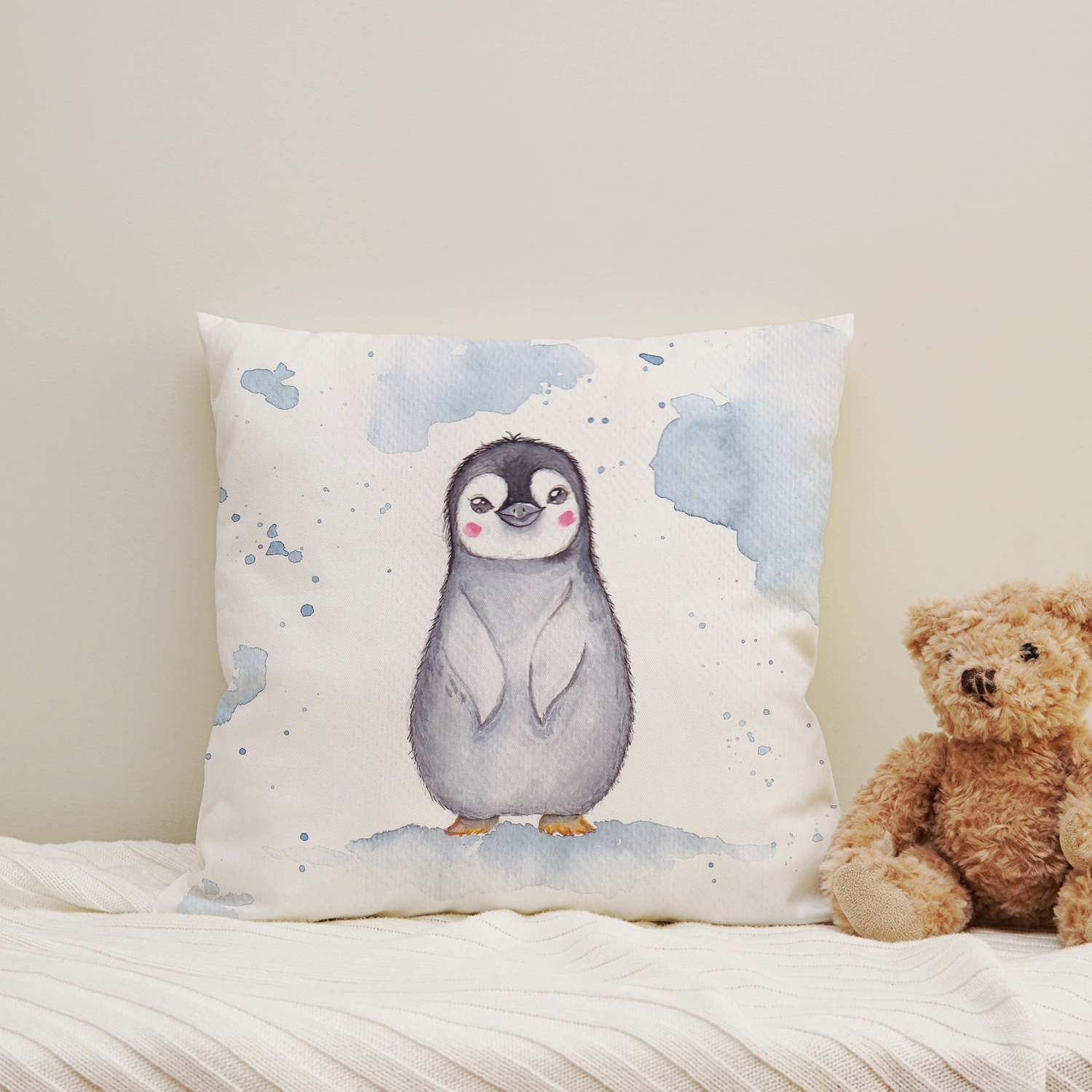 Image of queence Dekokissen "Pinguin Baby" Kissenhülle mit HD Premium Druck, geruchsneutral, 40x40cm