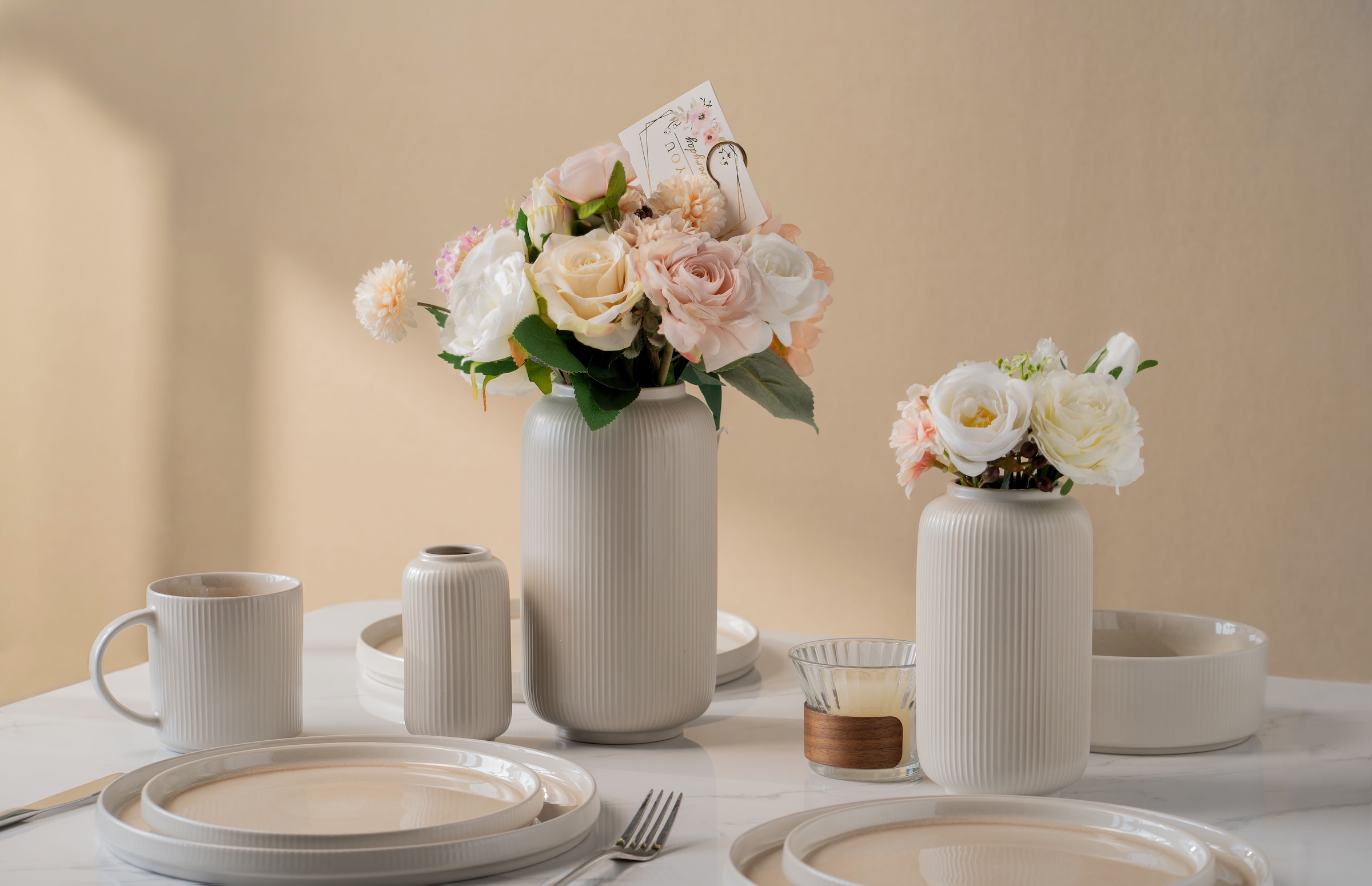 GOODproduct Tischvase »Ylvii, innen vollständig glasiert und wasserundurchlässig« aus Keramik, uni matt oder mit glänzender Effektglasur, creme und blau