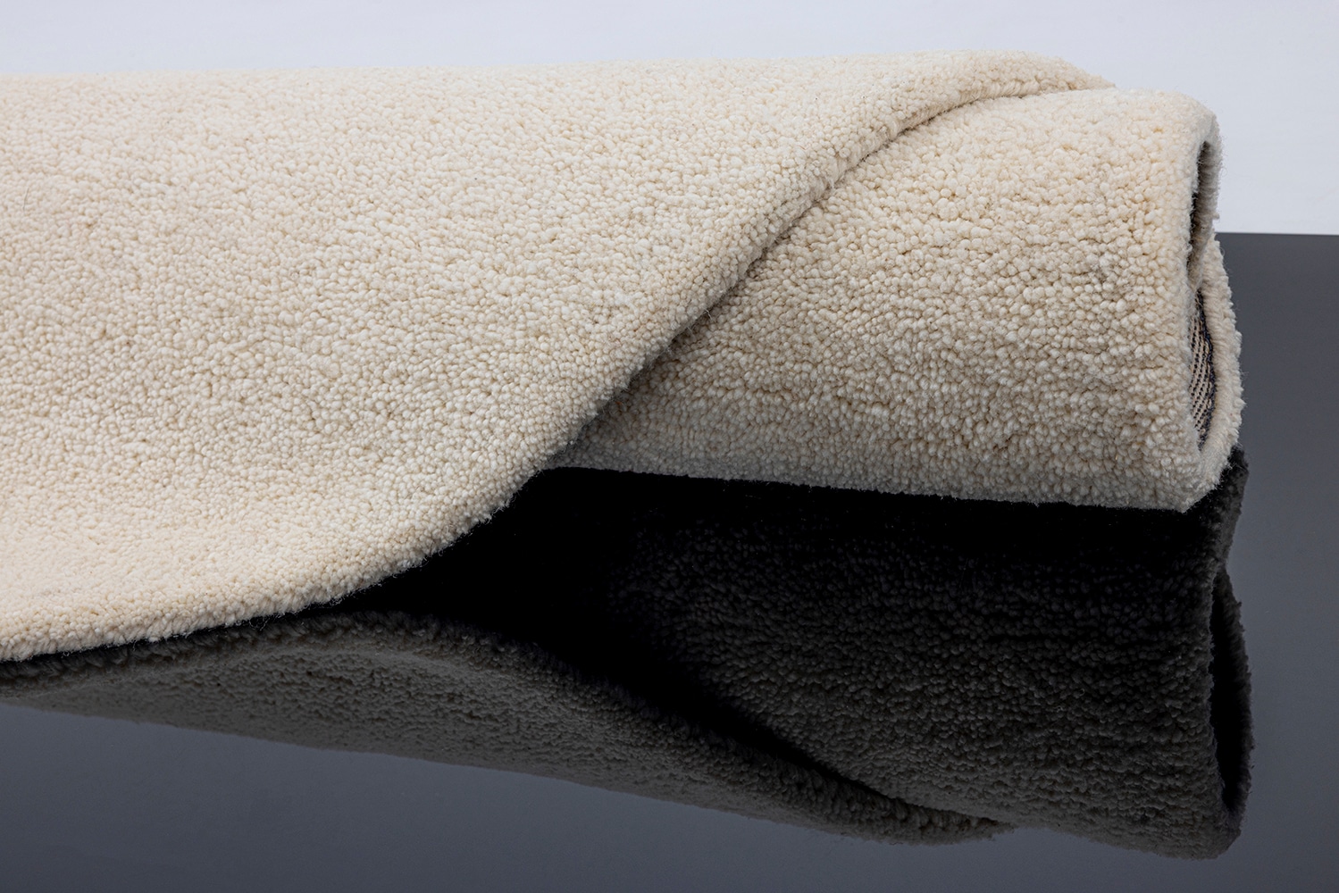 THEKO Tapis en laine »Royal Berber Uni« Rond 18 mm Höhe Berber Optik, reine Wolle, ideal im Wohnzimmer & Schlafzimmer