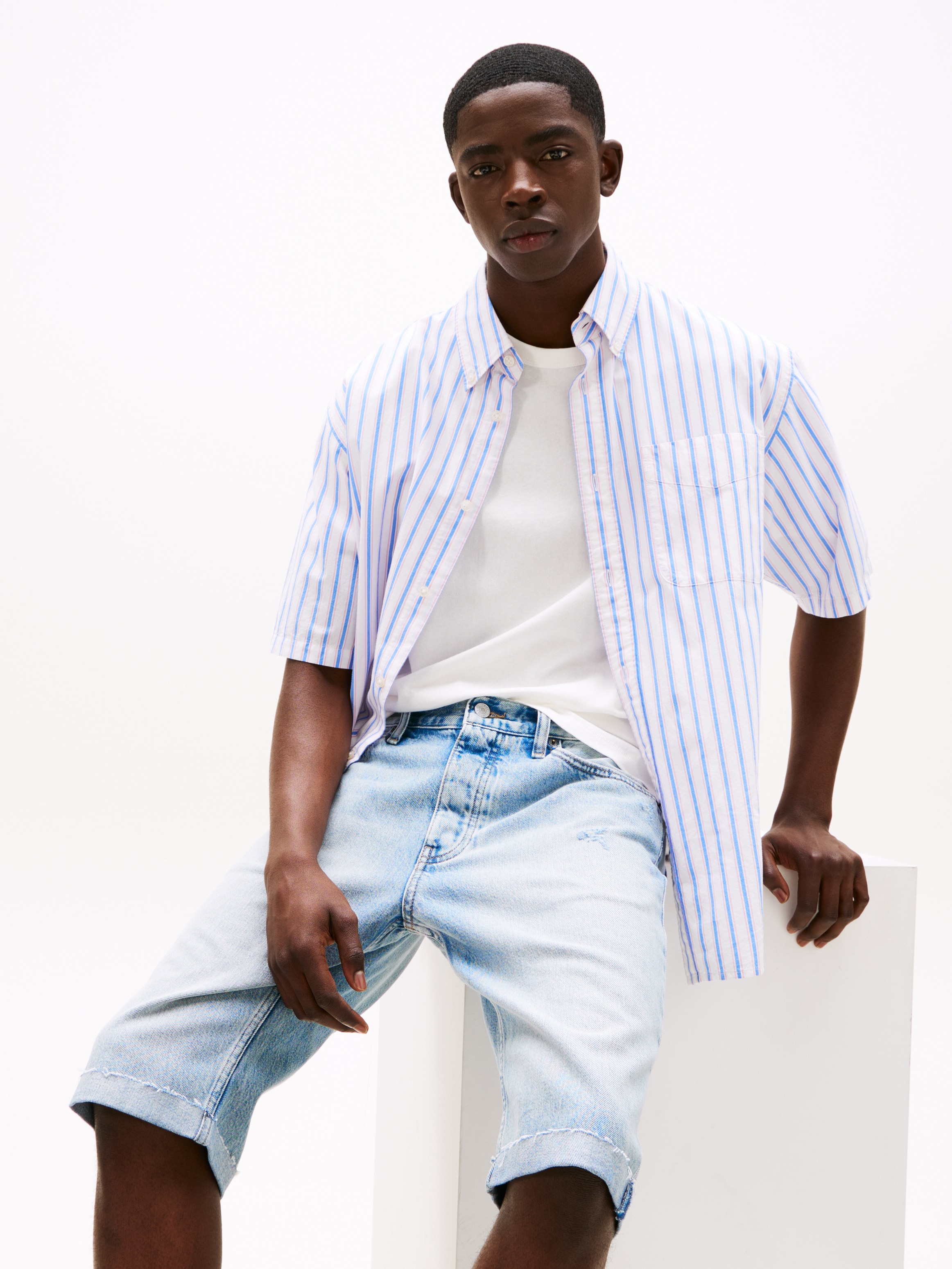 Tommy Jeans Jeansshorts »RYAN SHORT CBF« Mit Gürtelschlaufen