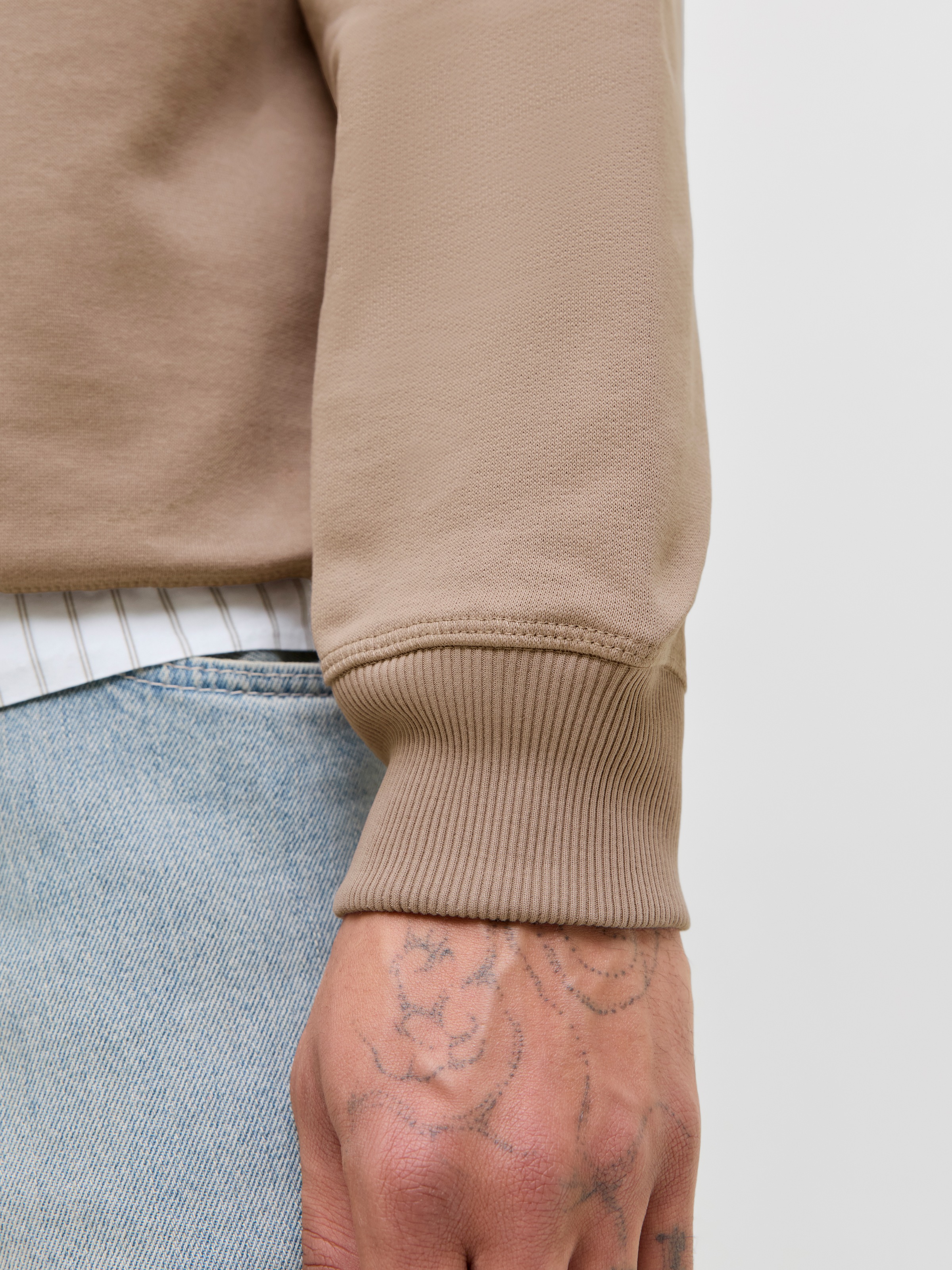 Jack & Jones Sweatshirt »JORNORREBRO EMB SWEAT CREW NOOS«