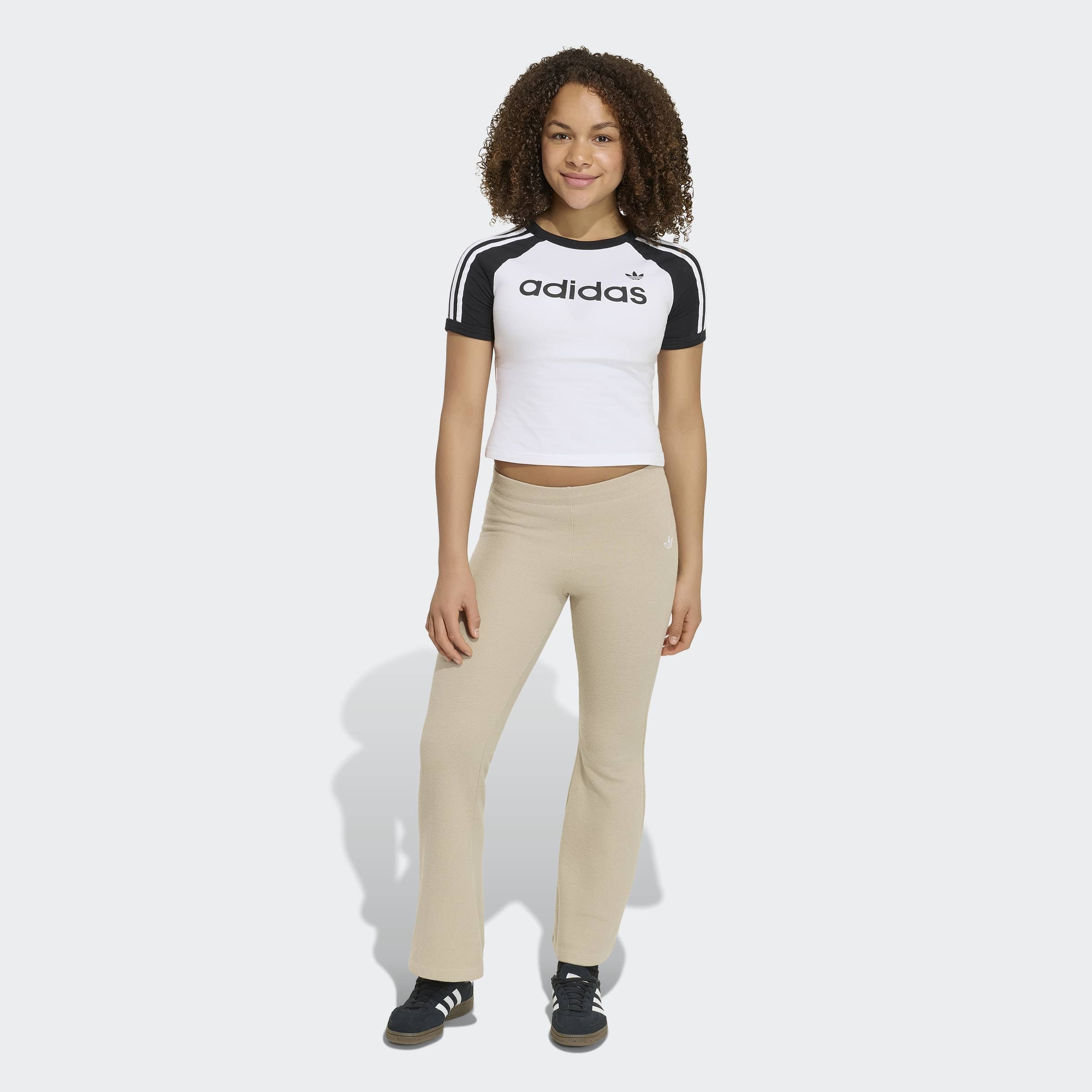 adidas Originals Pantalon de sport »FLARED PANTS«  für Kinder, mit normal-weiter Passform, lange Ausführung