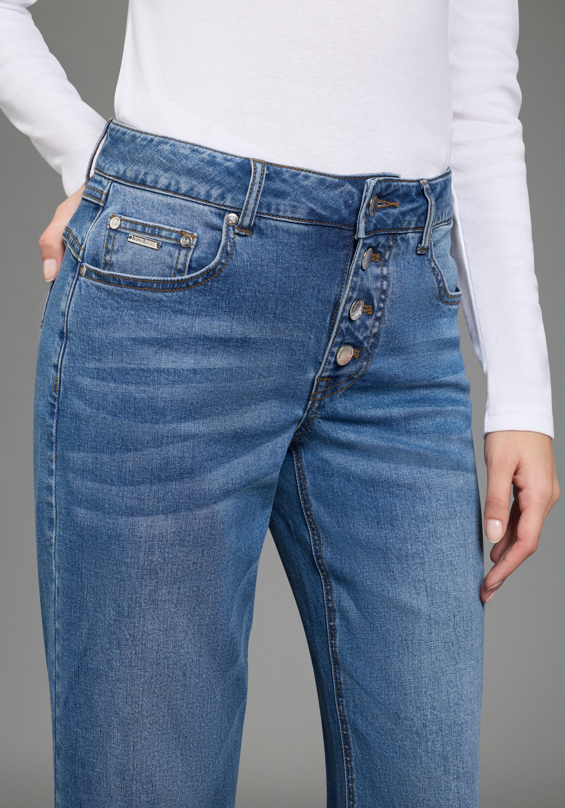 Bruno Banani Jeans large mit Elasthan-Anteil, aus Baumwollmaterial