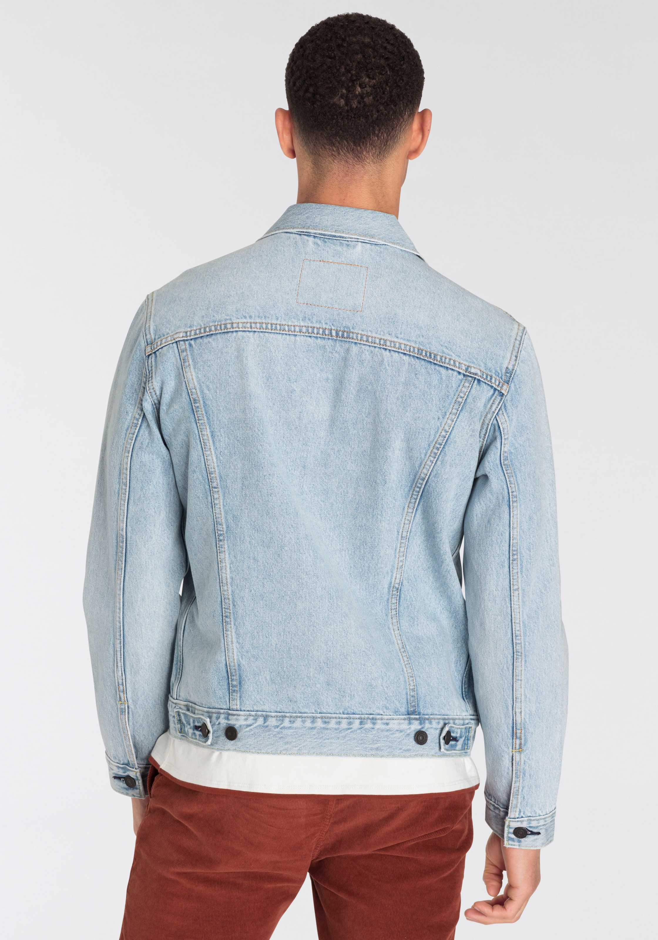 Levi's® Jeansjacke »VINTAGE FIT TRUCKER JKT«, ohne Kapuze, mit Knopfleiste