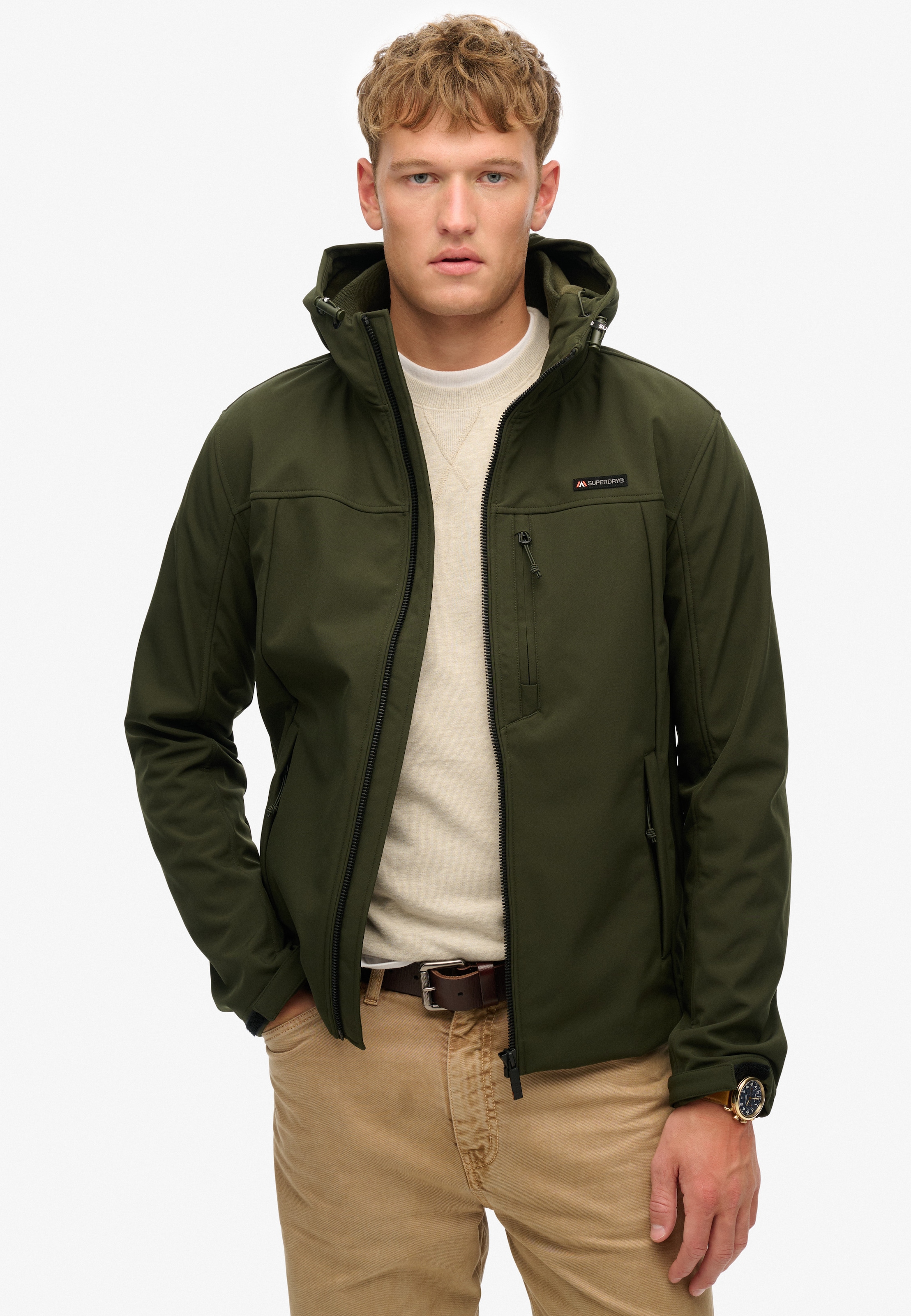 Superdry Outdoorjacke »HOODED SOFT SHELL TREKKER JKT« mit Kapuze