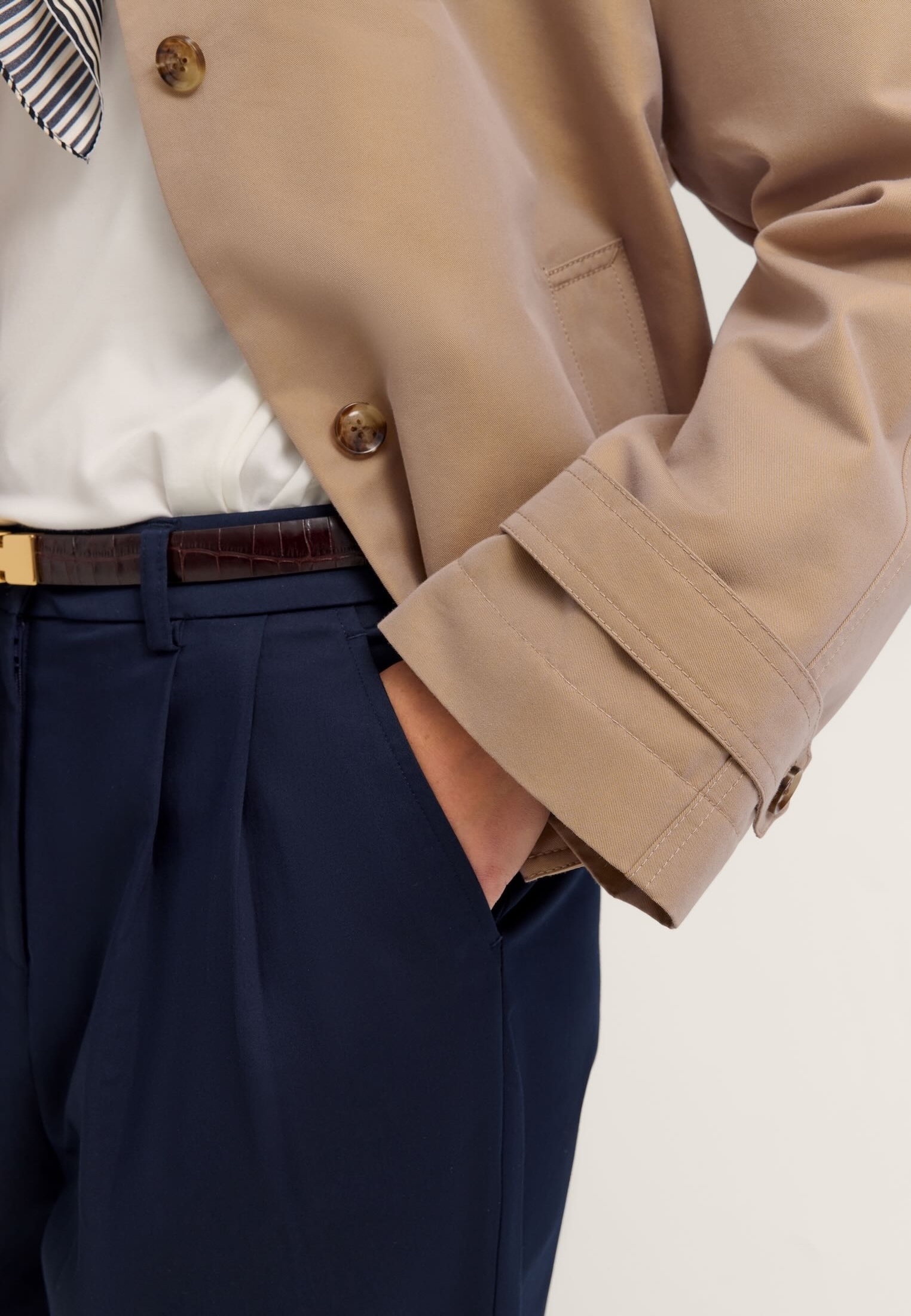 bugatti Veste courte »Regular Fit« style trenchcoat court
