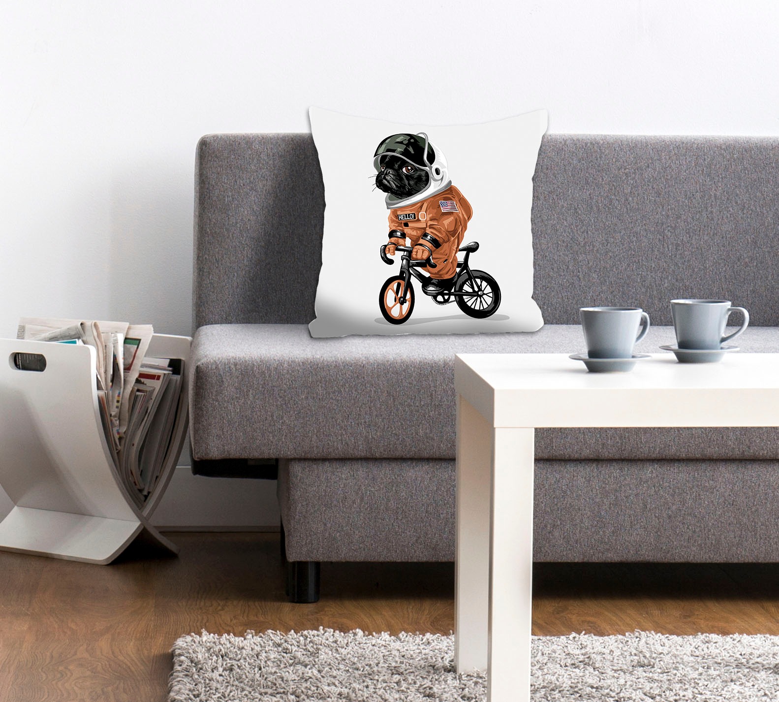 Image of queence Dekokissen "Spacedog" mit einem fahrradfahrenden Astronauten-Hund