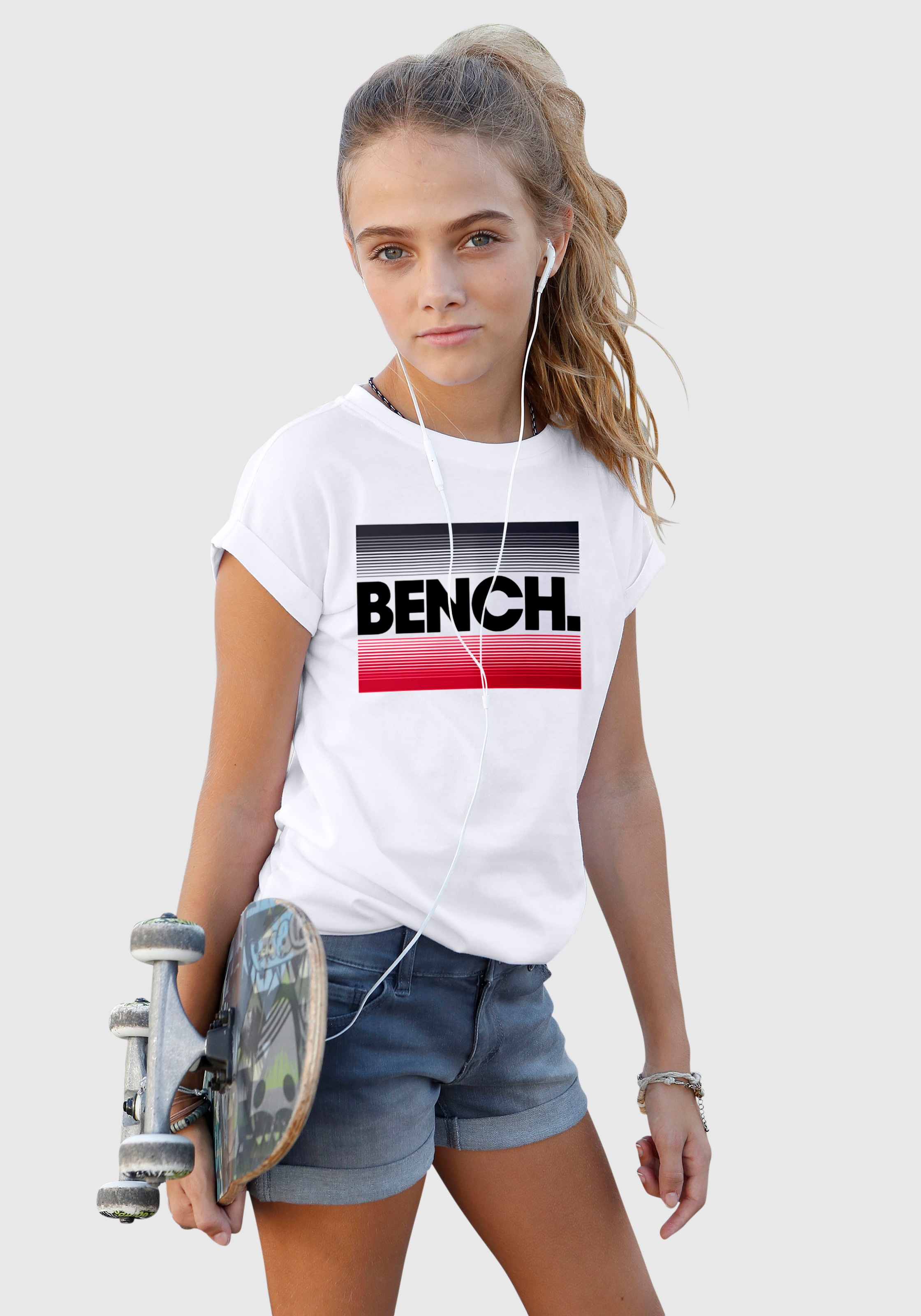 Image of Bench. T-Shirt, in weiter legerer Form bei Ackermann Versand Schweiz