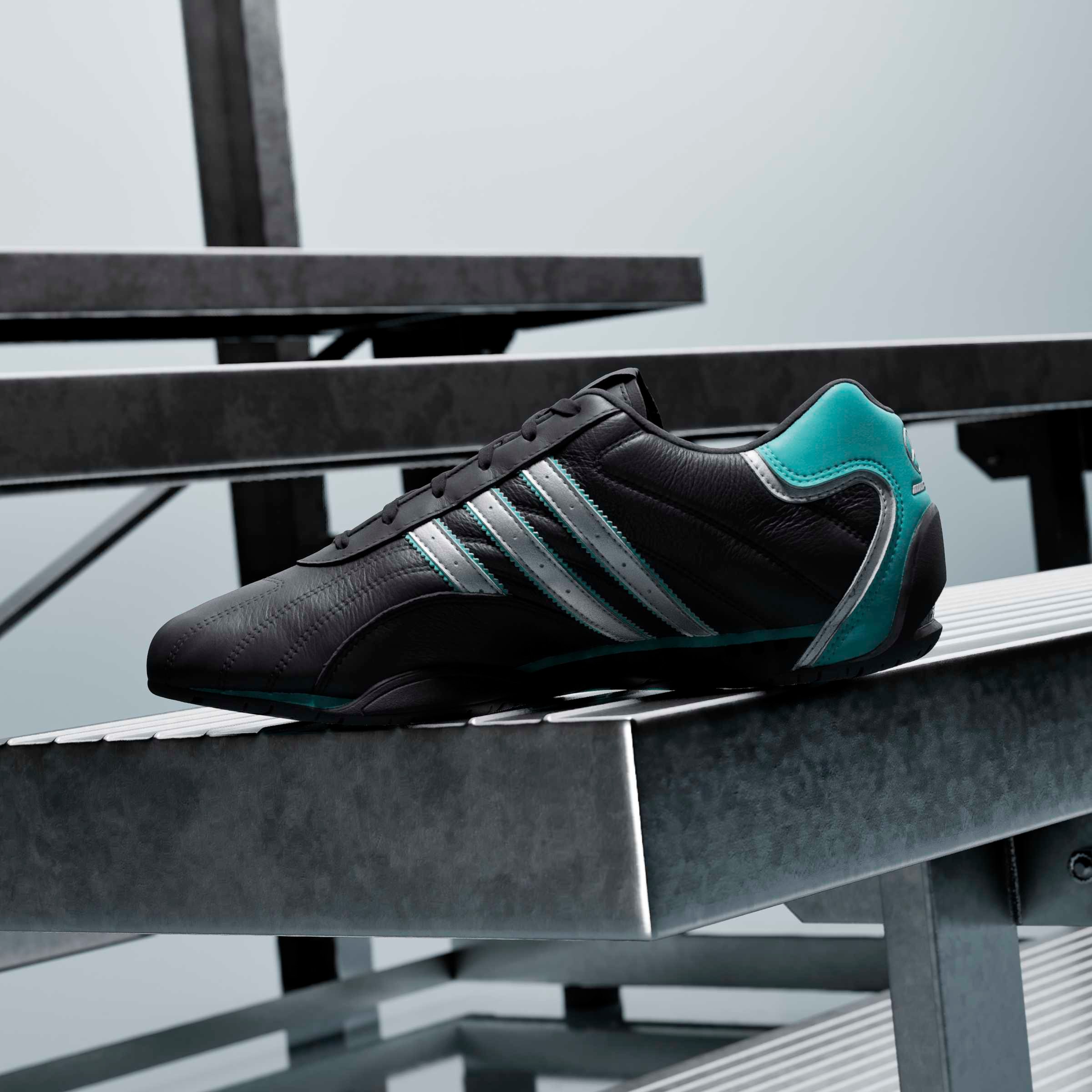 adidas Performance Sneakers »ADIRACER LO MERCEDES AMG PETRONAS F1 TEAM«