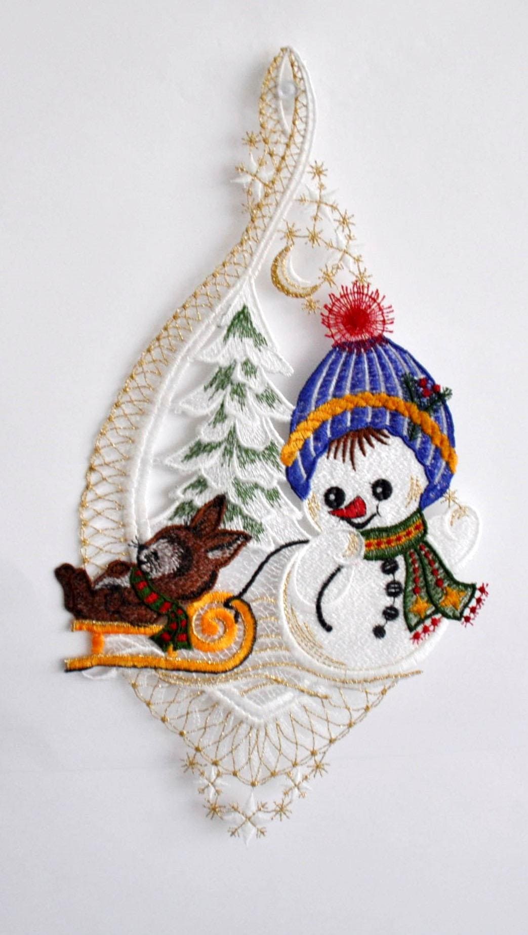 Image of Stickereien Plauen Fensterbild "Schneekind mit Hase"