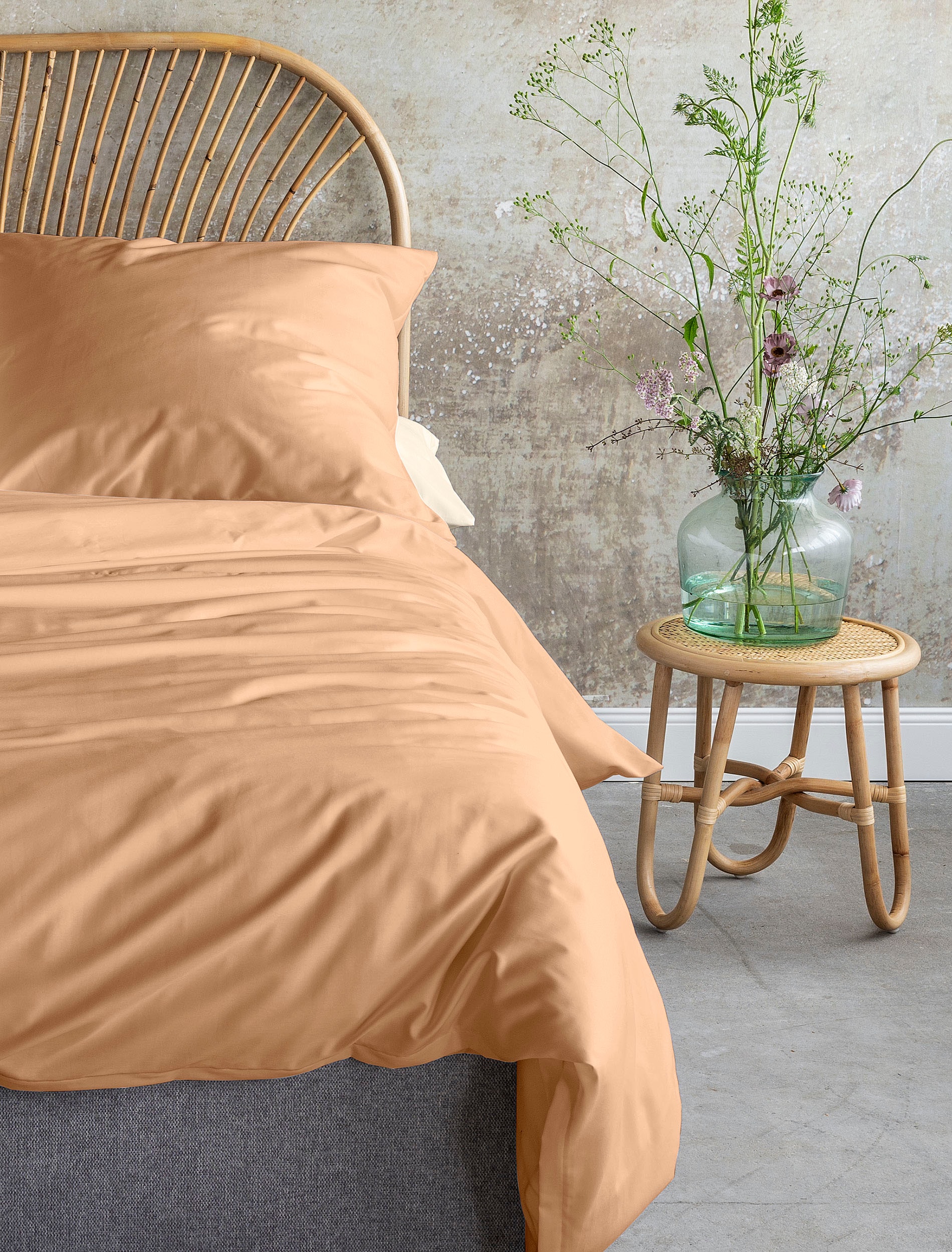 Irisette Bettwäsche »Premium Satin Bettwäsche Paris«, hochwertige Uni Premium Bettwäsche mit Reissverschluss, 100% Baumwolle