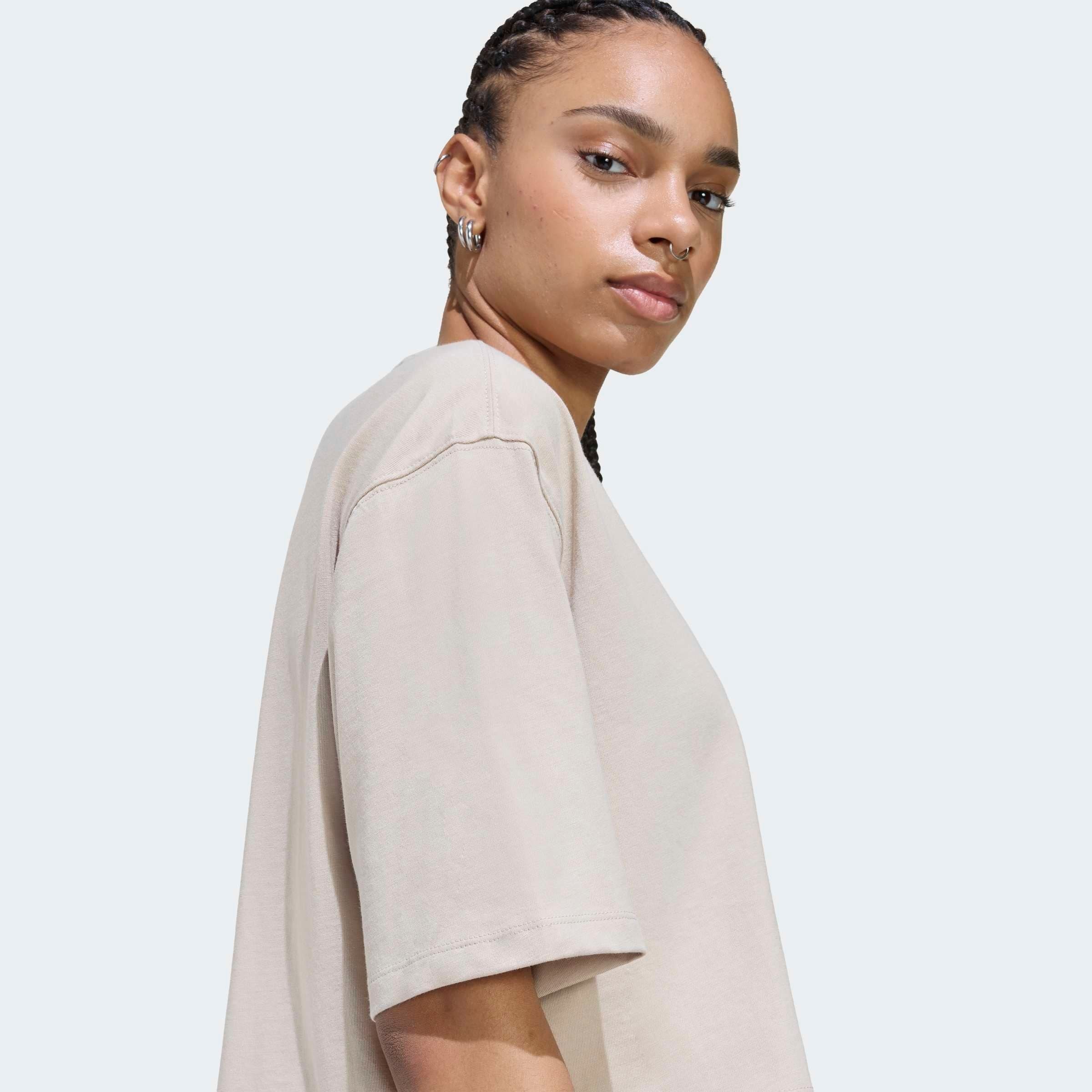 adidas Originals 1100000002199 »ESSENTIALS CROP« avec col rond, sans fermeture, longueur normale