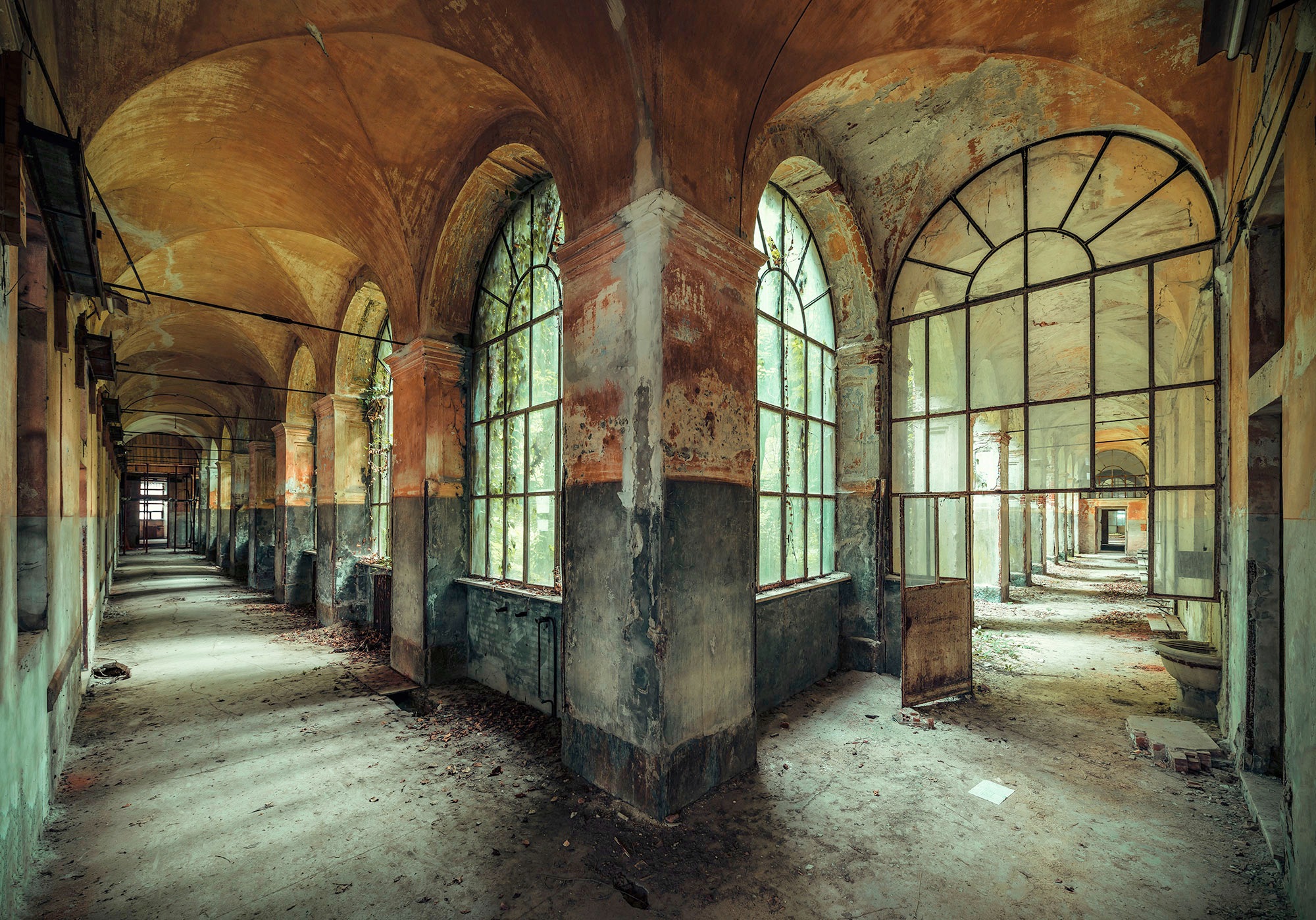 Image of Komar Vliestapete »Casa della Follia«, bedruckt-Barock-Destroyed-Effekte, lichtbeständig und wasserfest bei Ackermann Versand Schweiz