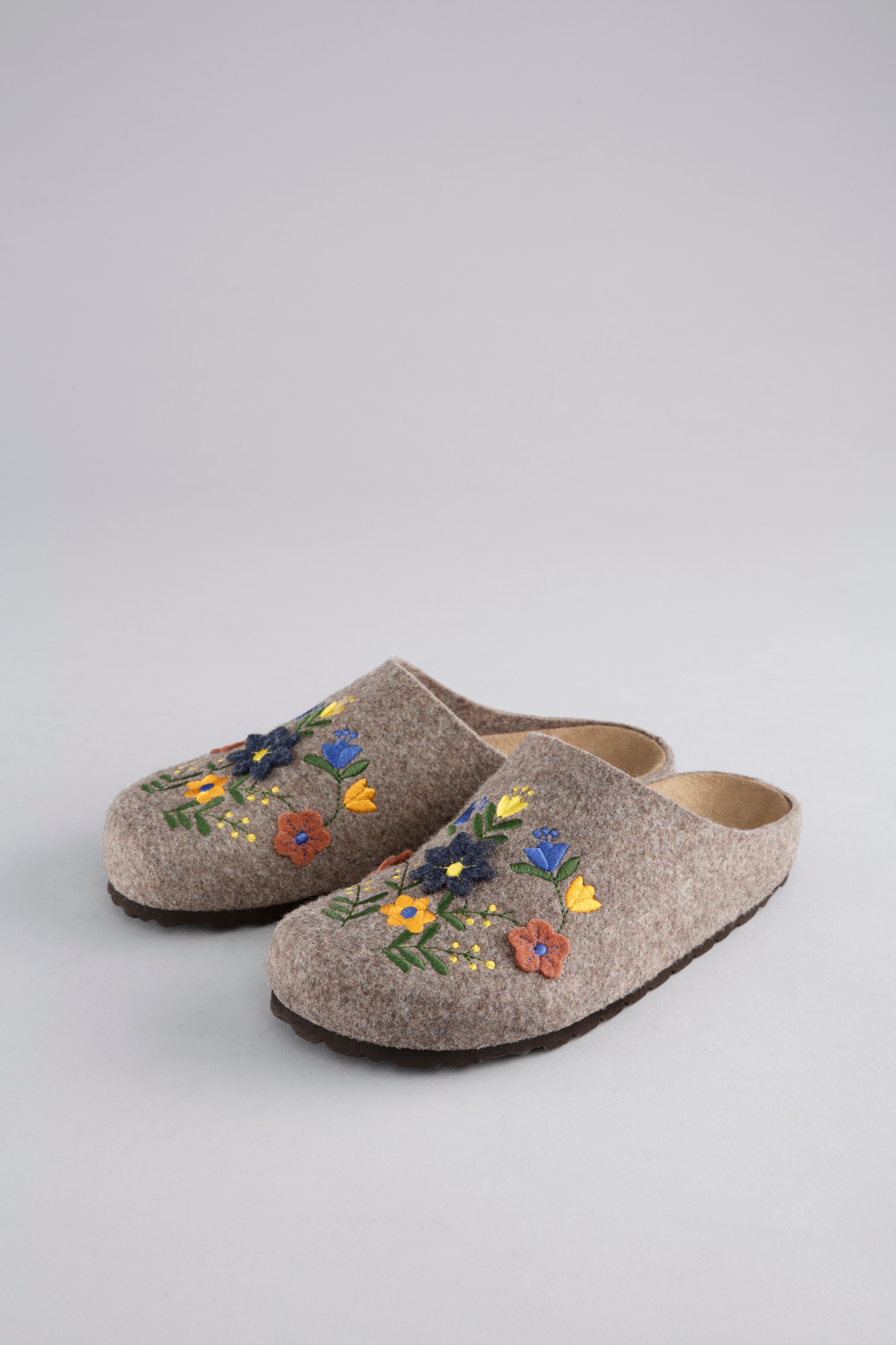 Image of Aniston SHOES Clog Clog, Hausschuh, Homeslipper - in Weite G (= weit)
