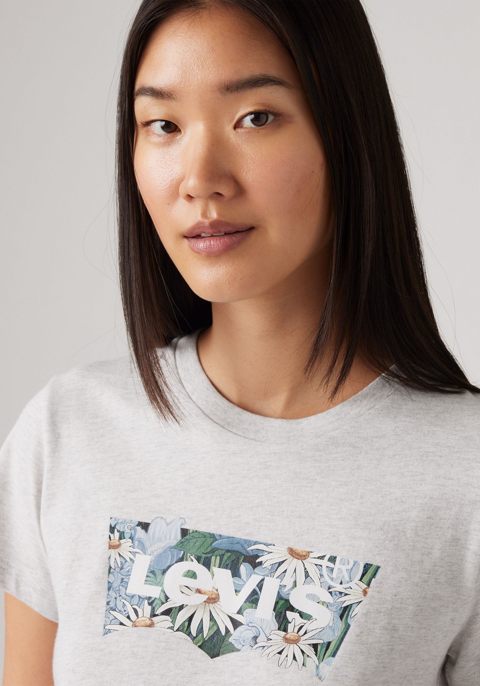 Levi's® T-Shirt »LSE THE PERFECT TEE«