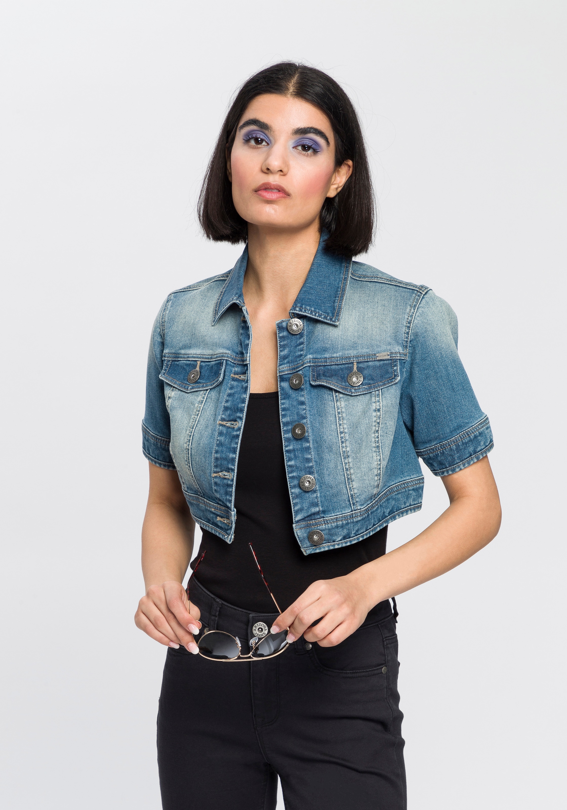 Image of Arizona Jeansjacke aus Baumwollmischung, figurbetont, extrakurz, in Stretch-Qualität