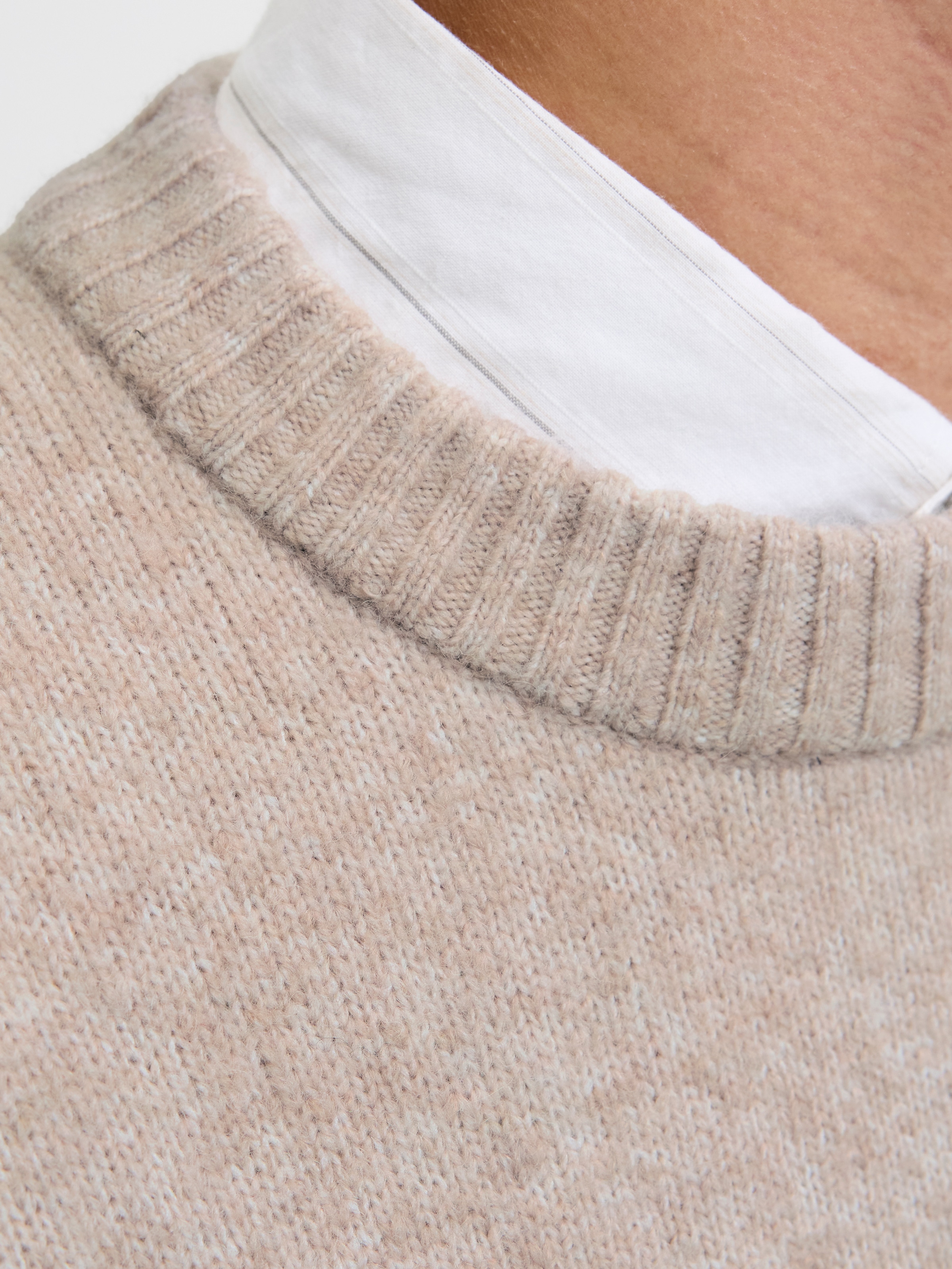 Jack & Jones Pull à col rond »JJESOHO OLLIE KNIT CREW NECK SN« Materialmix, relaxed fit