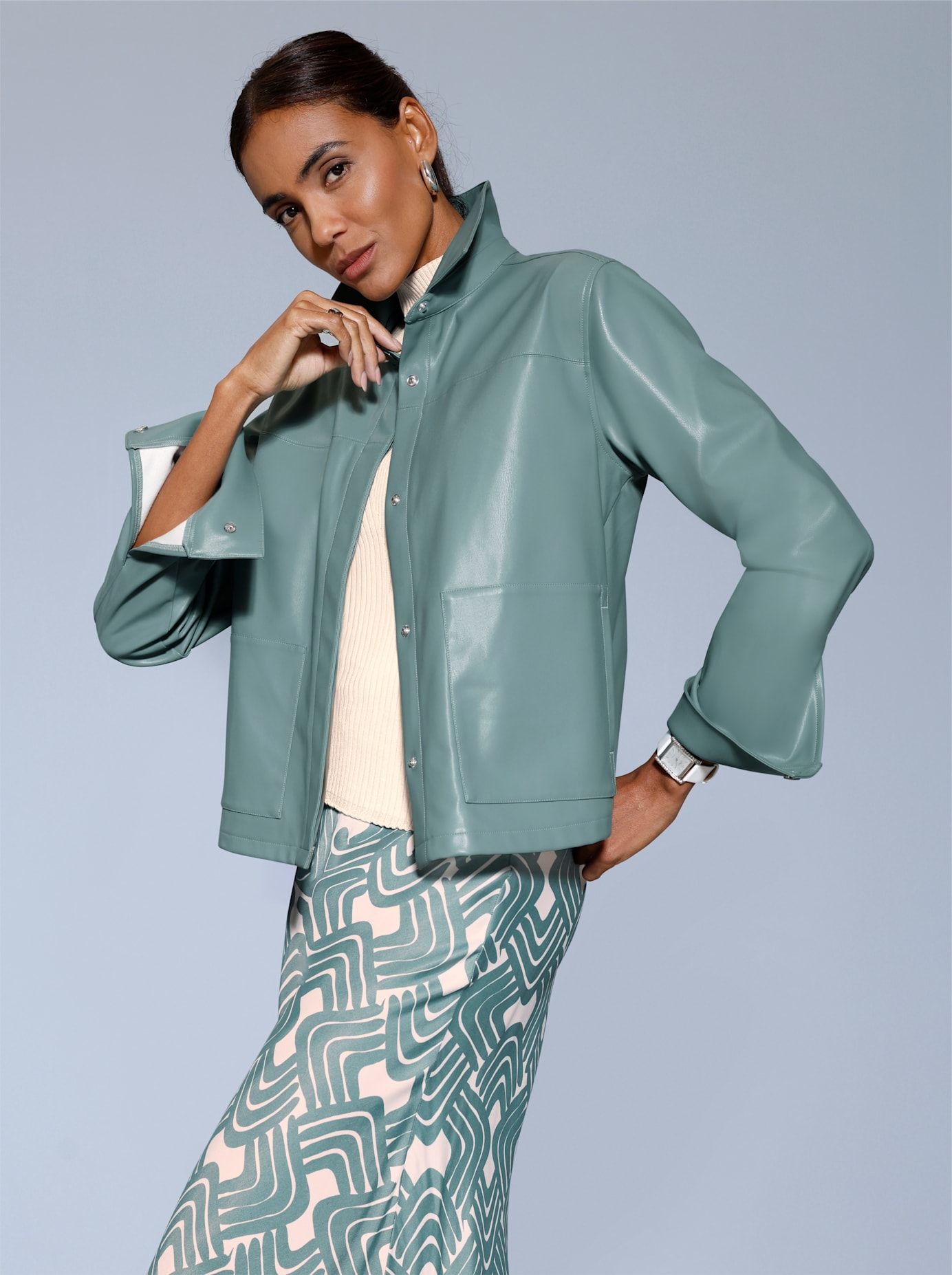 Image of creation L Lederimitat-Blazer "Lederimitat-Blazer"