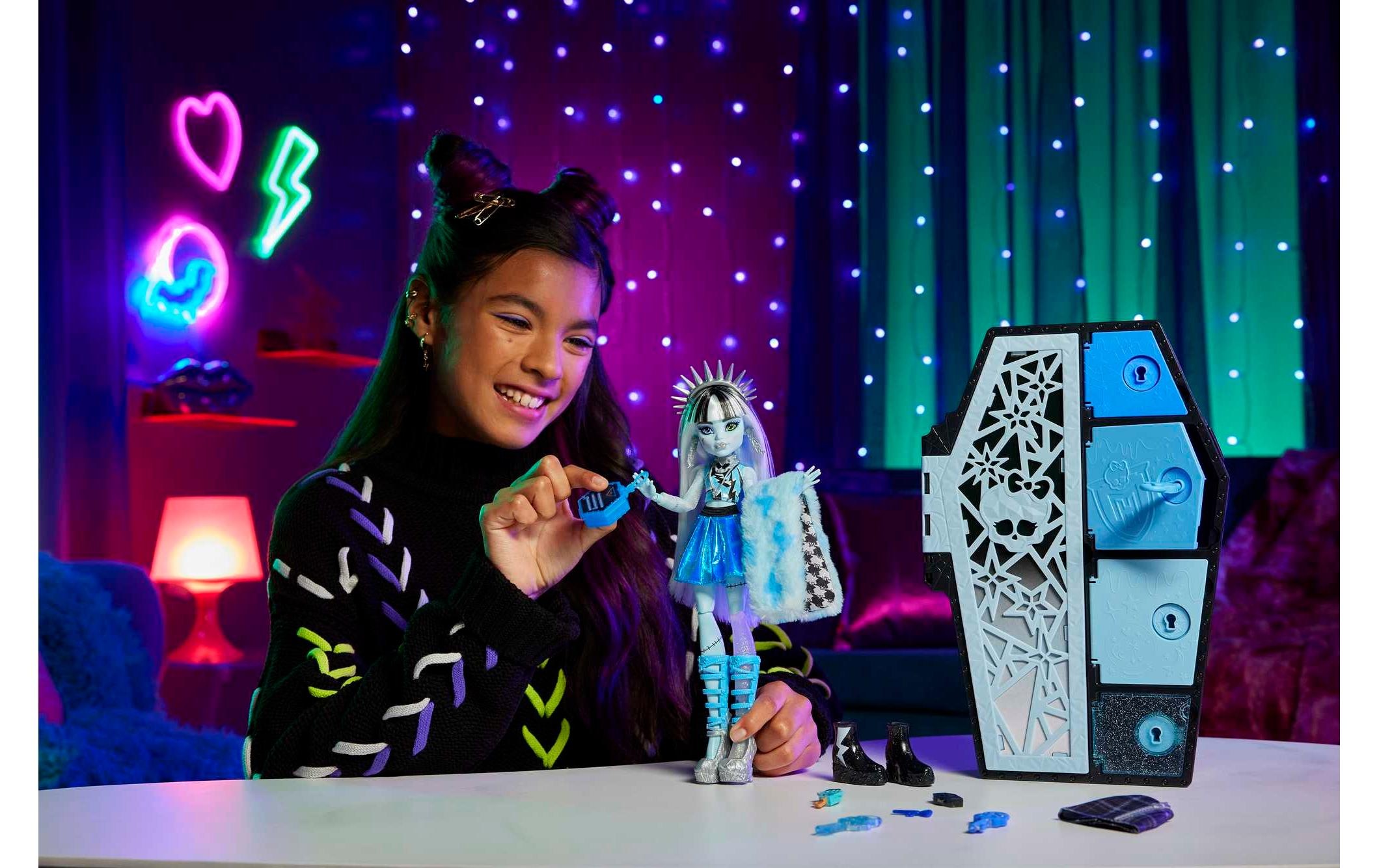 Anziehpuppe »Monster High Ver«