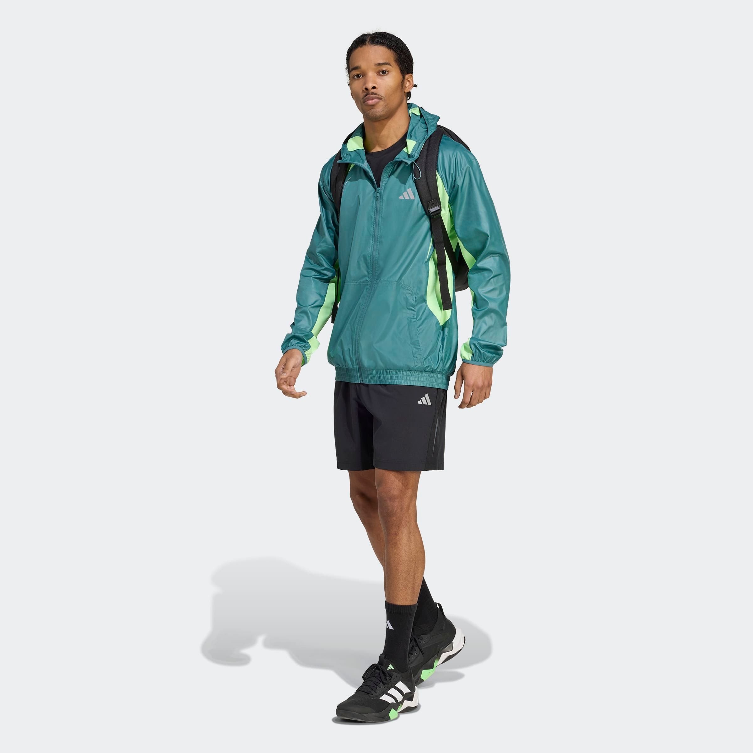 adidas Performance Short »TECH APPAREL«  aus weichem Stretchmaterial, mit Mesh-Belüftungseinsatz