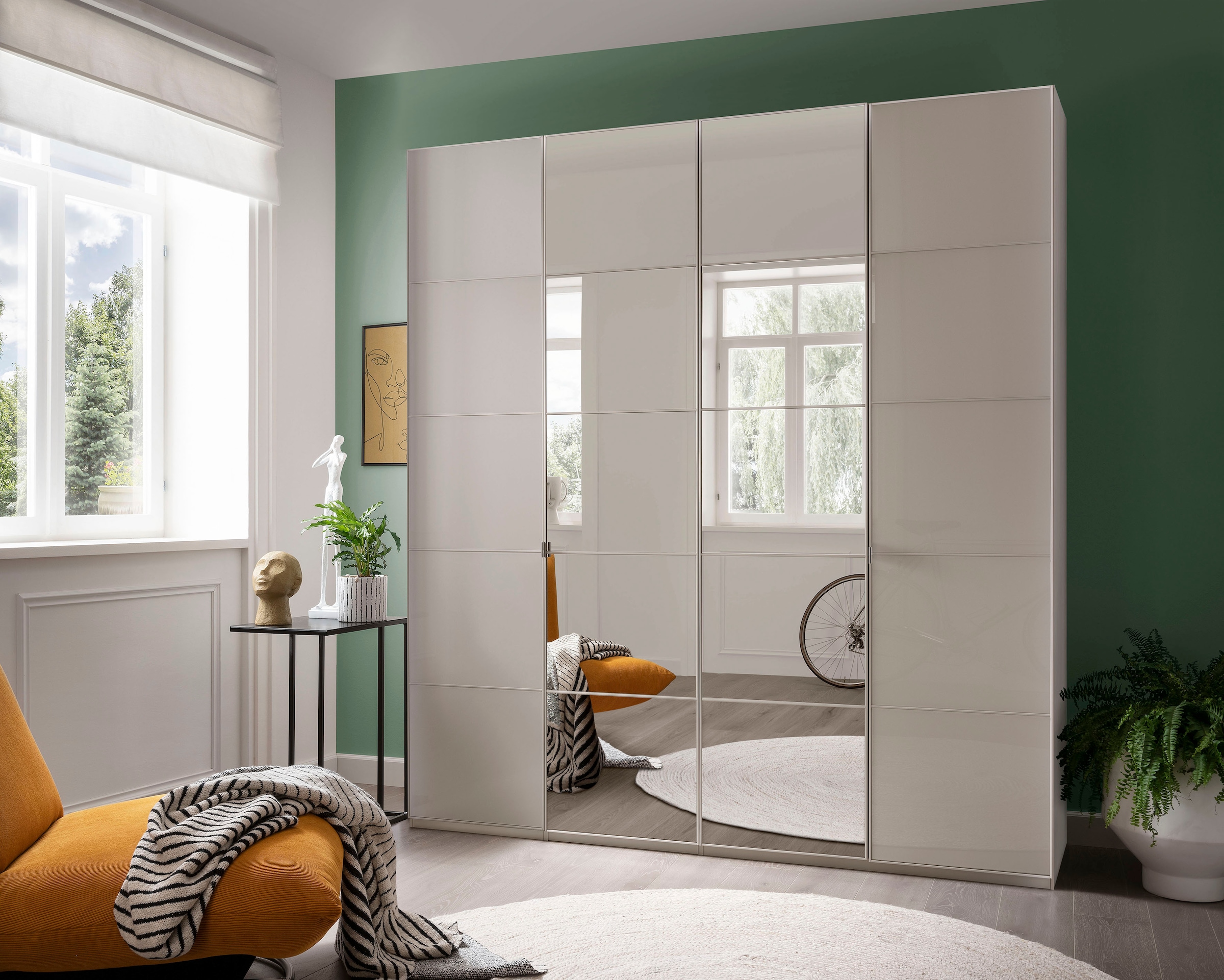 Image of WIEMANN Kleiderschrank "Quito" hochwertige Beschläge inkl. Türdämpfung