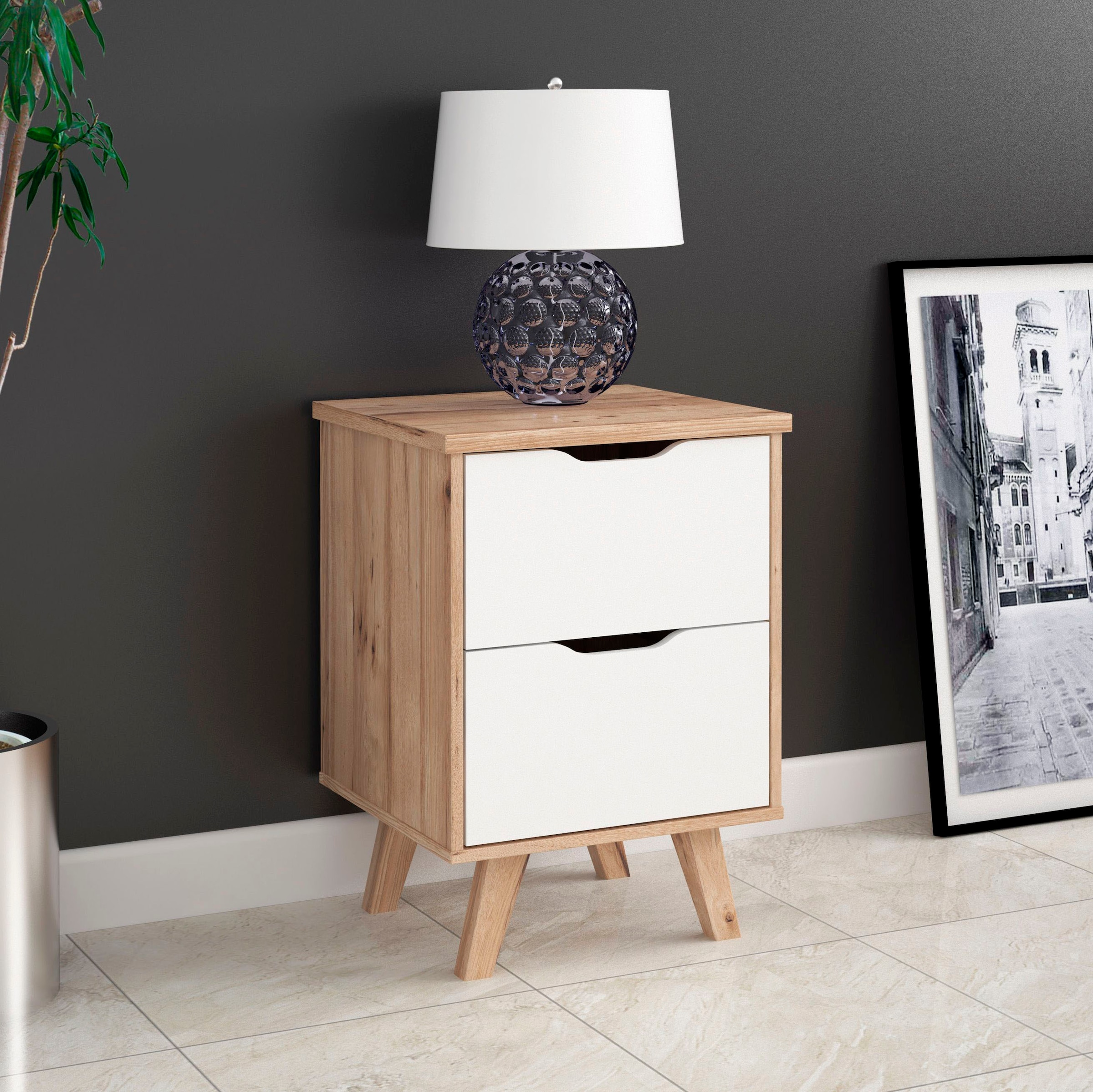 Image of FORTE Nachtkommode "Vankka" mit Griffmulde und Vierkantfüssen