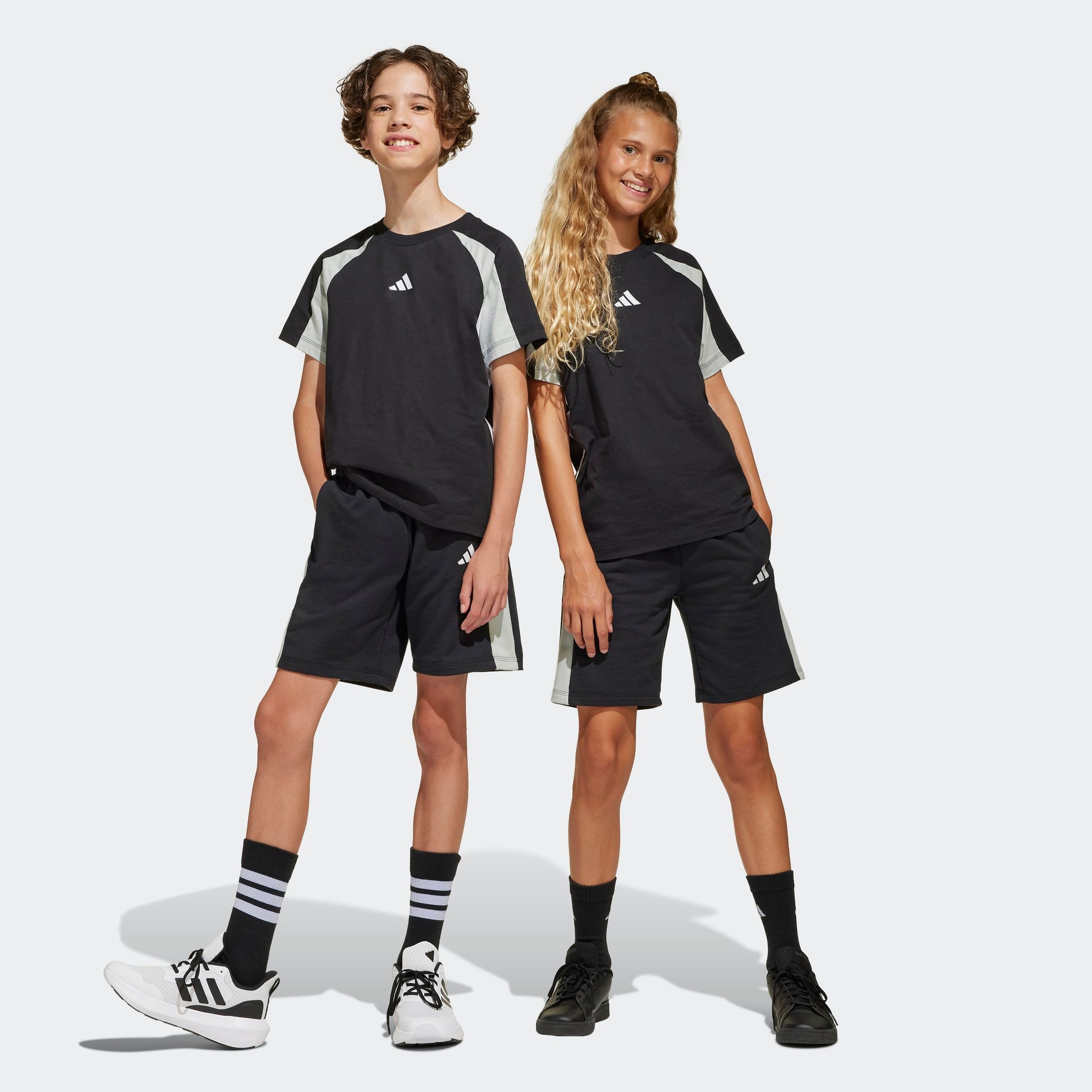 Image of adidas Sportswear Shorts "SEASONAL ESSENTIALS COLORBLOCK KIDS"
