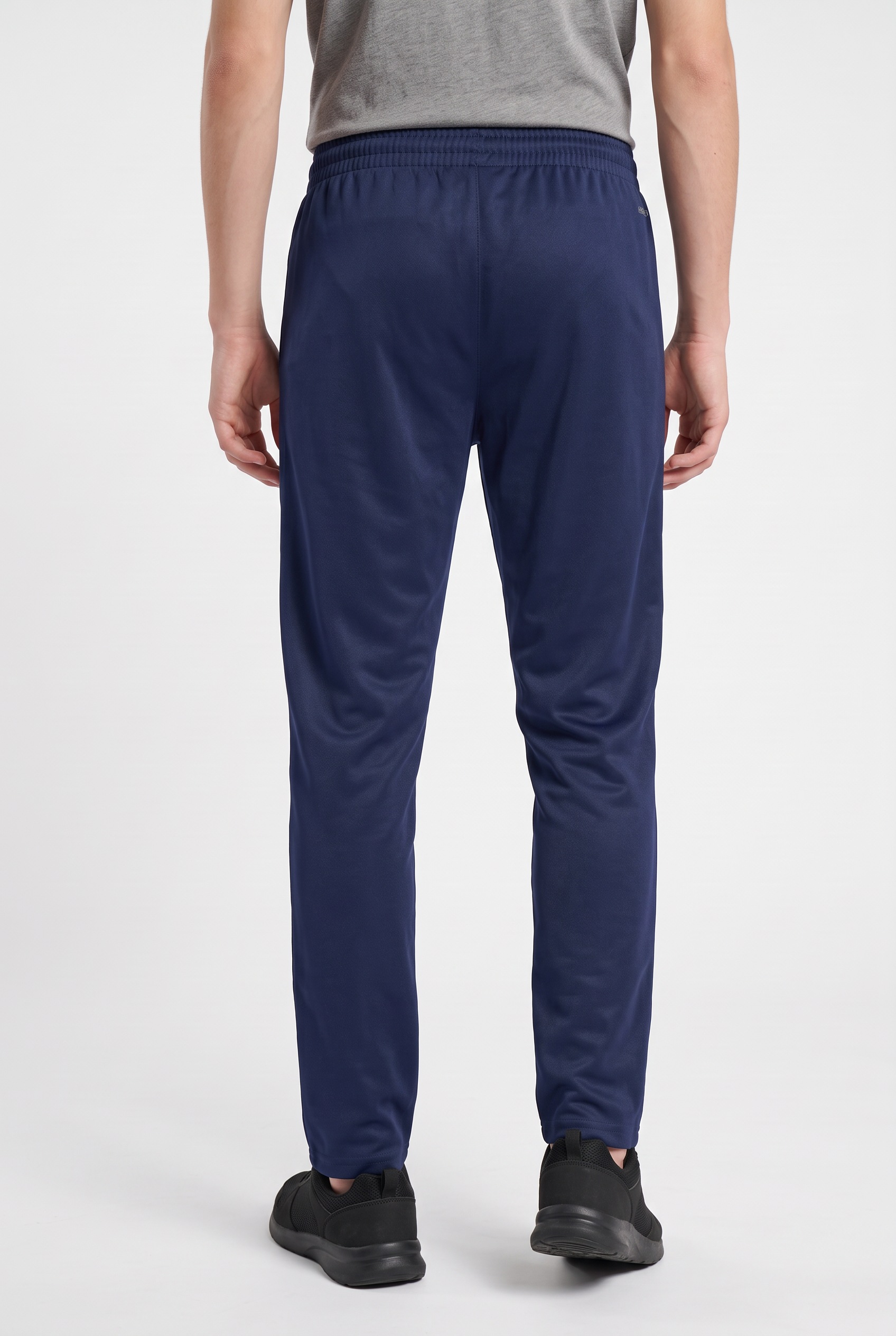 hummel Pantalon de survêtement »HMLESSENTIAL TRAINING PANTS KIDS«  avec technologie BEECOOL®, en matière interlock