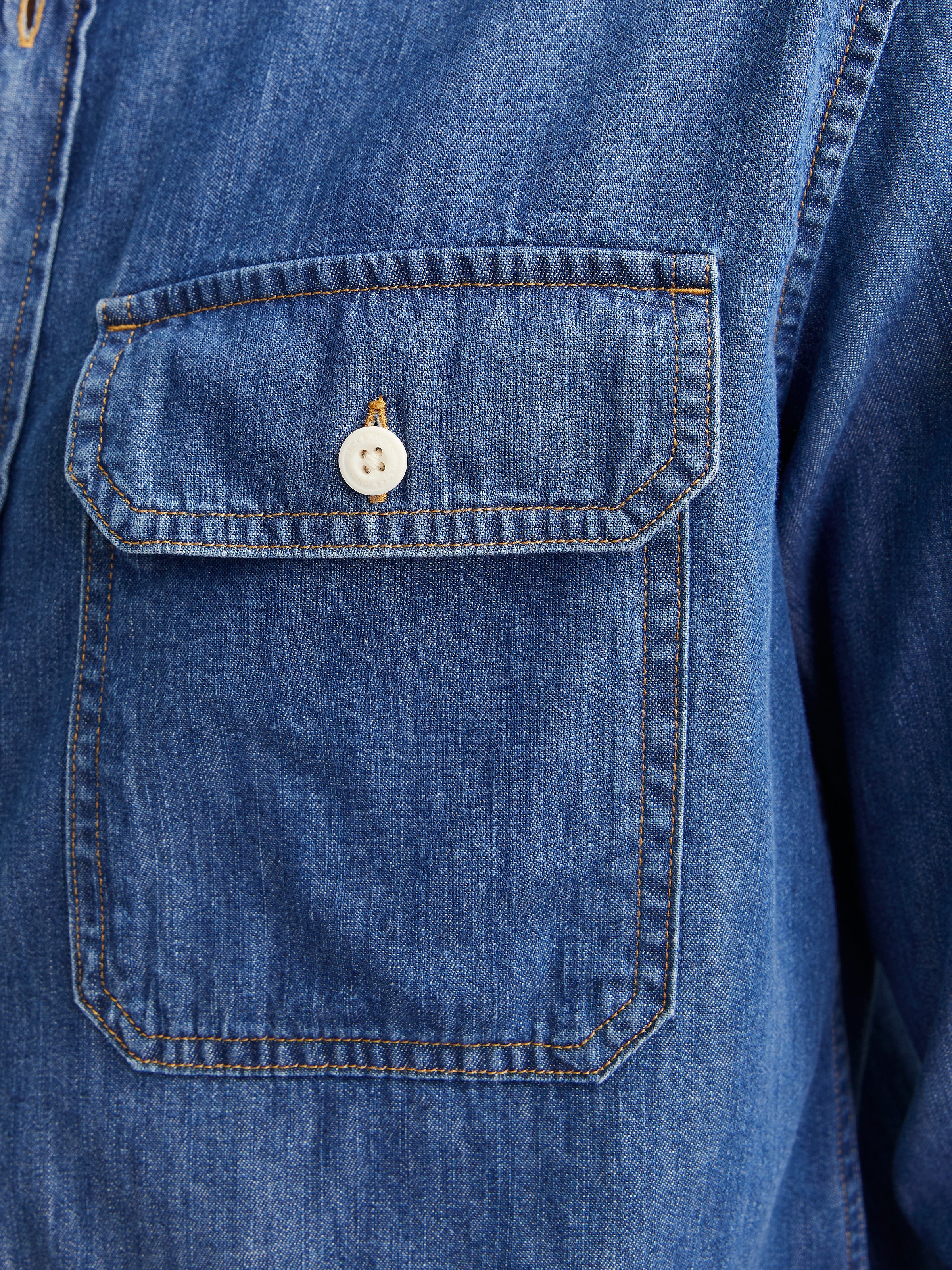 Jack & Jones Langarmhemd »JJETRAVIS SHIRT LS NOOS«, mit Brusttaschen