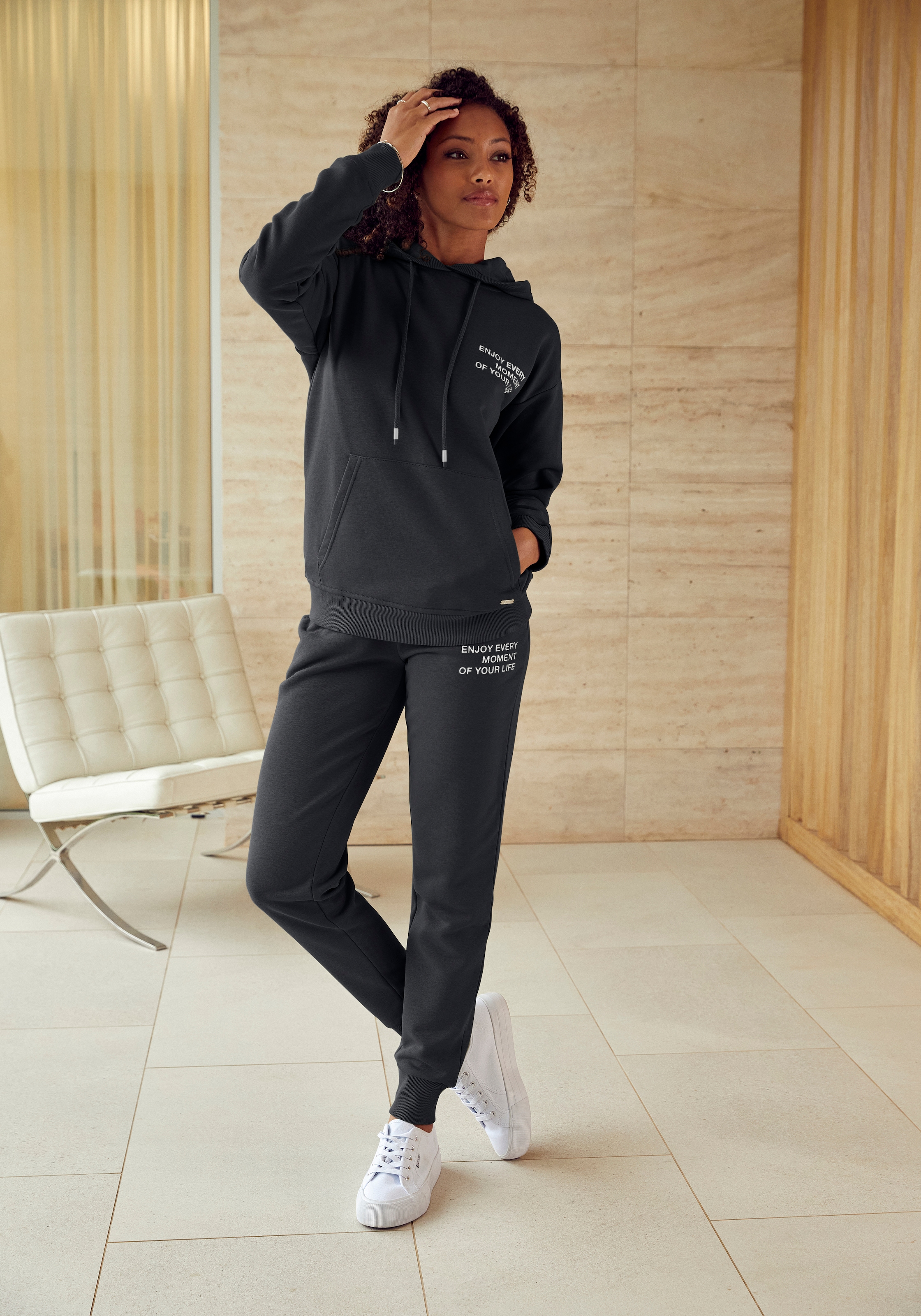 Buffalo Hoodie »- Kapuzensweatshirt«, avec imprimé statement, vêtements d'intérieur
