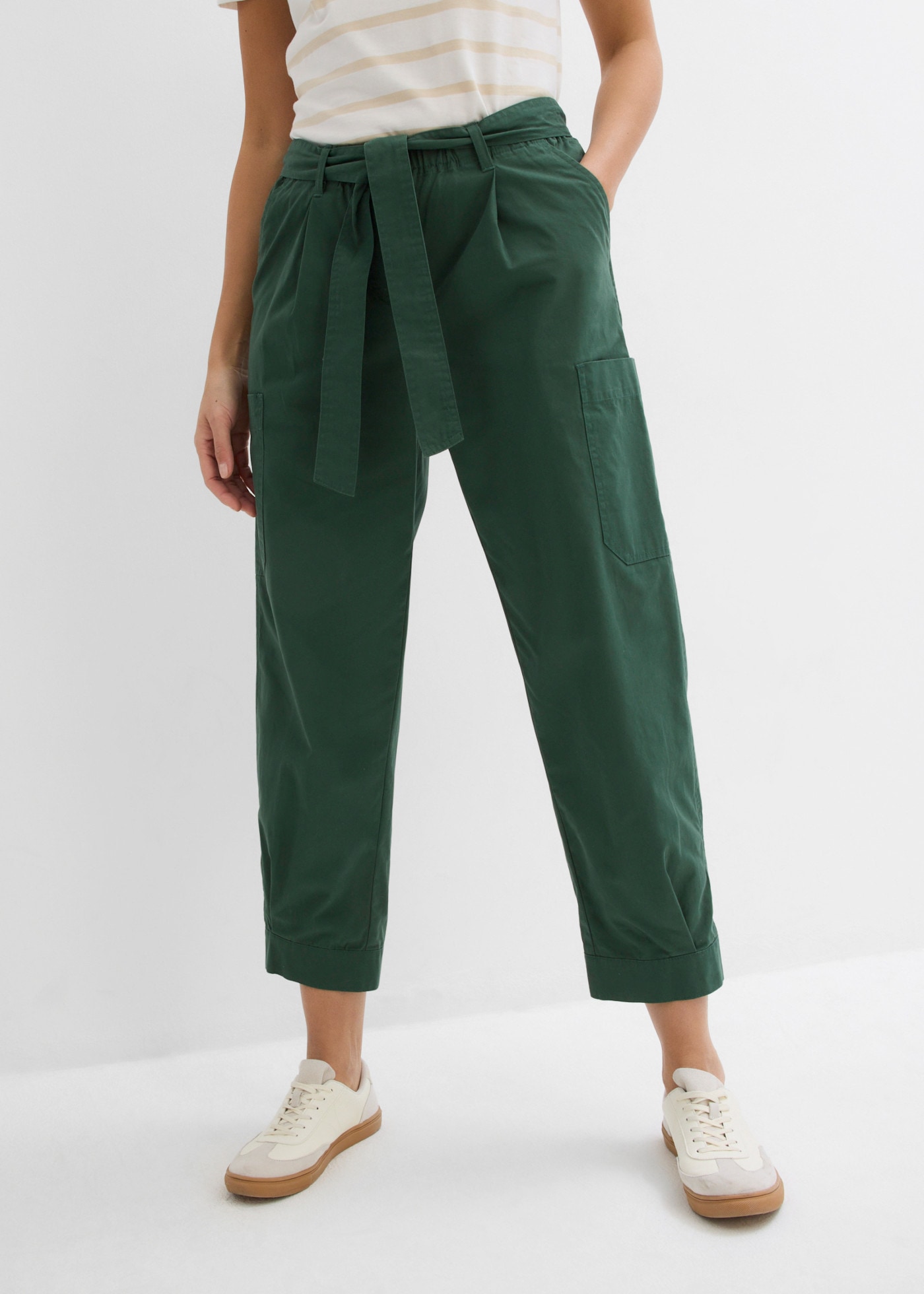 Image of bonprix Cargohose Loose Fit, mit Bindegürtel, aus Baumwolle, in verschiedenen Grössen