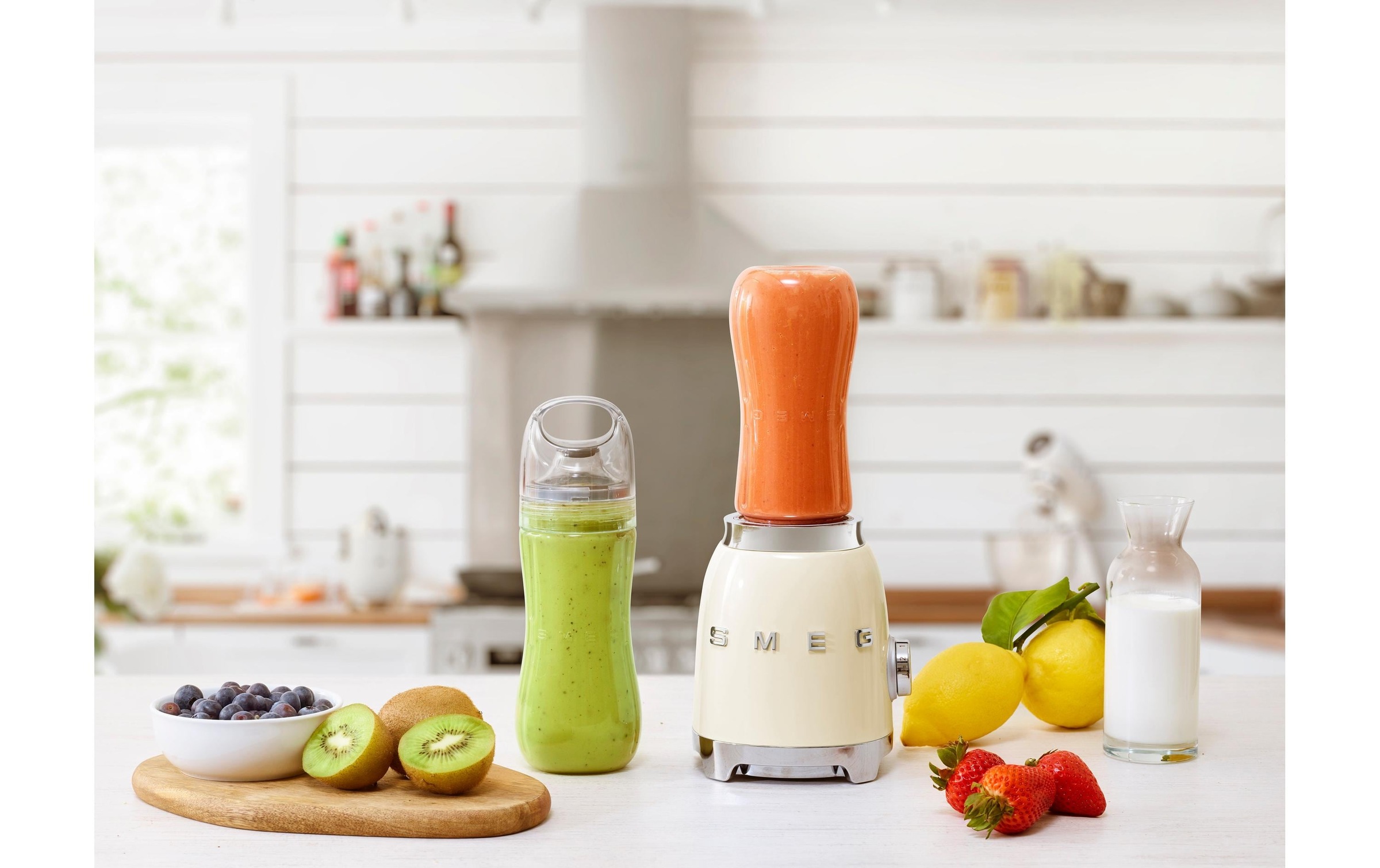 Smeg Standmixer »Blender 50's PBF01CREU«, 300 W