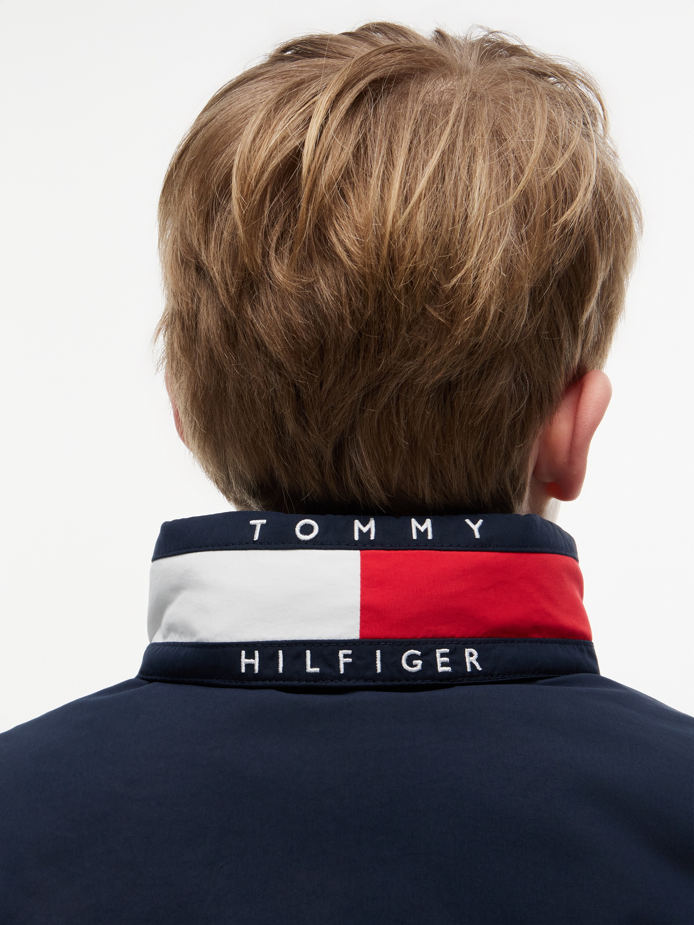 Tommy Hilfiger Blouson avec capuche Capuche dissimulable dans le col, coupe Regular, enfants jusqu'à 16 ans