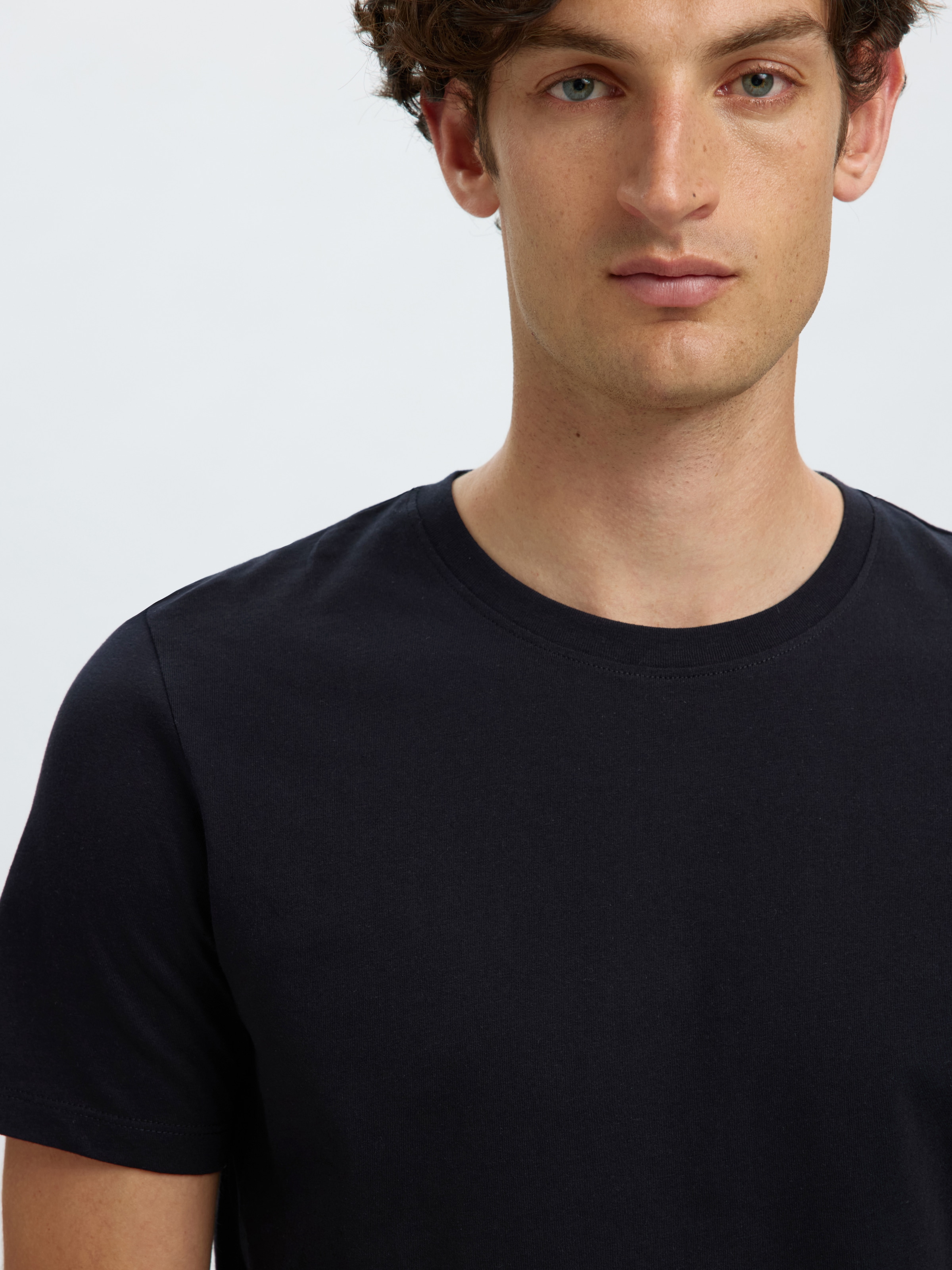 SELECTED HOMME Rundhalsshirt »SLHCORMAC SS O-NECK TEE 5 PACK NOOS«, (Packung, 5 tlg.)