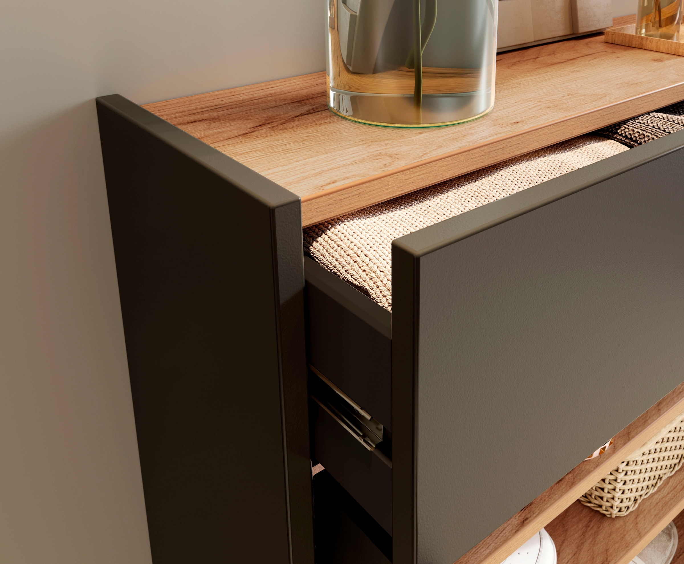 GERMANIA Schuhschrank »Ameca, hängend & stehend montierbar,«, mit Soft-Close, Platz für bis zu 10 Paar Schuhe, Made in Germany
