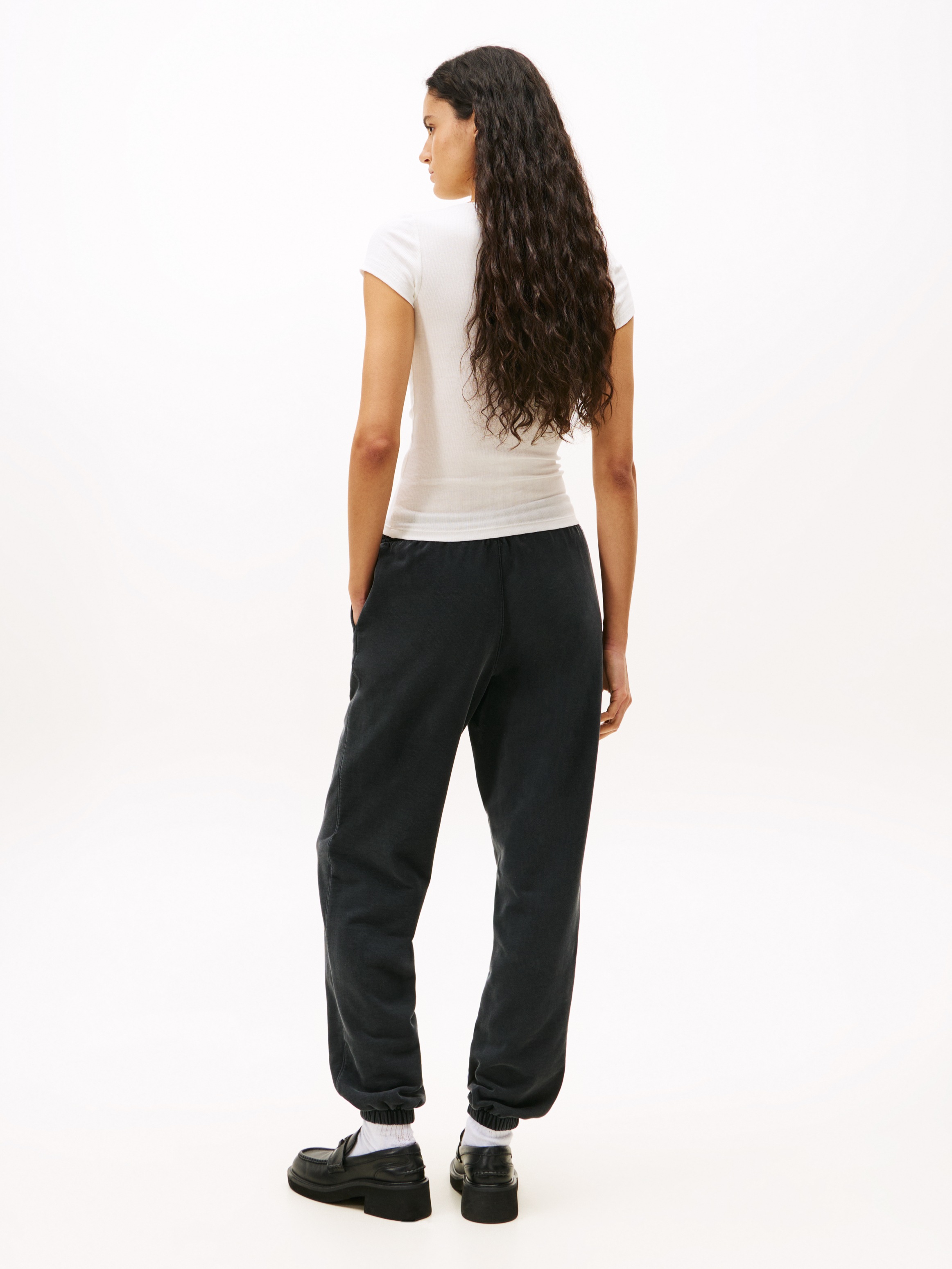 Tommy Jeans Kurzarmshirt »TJW SLIM IRREGULAR RIB SS«, in gerippter Struktur