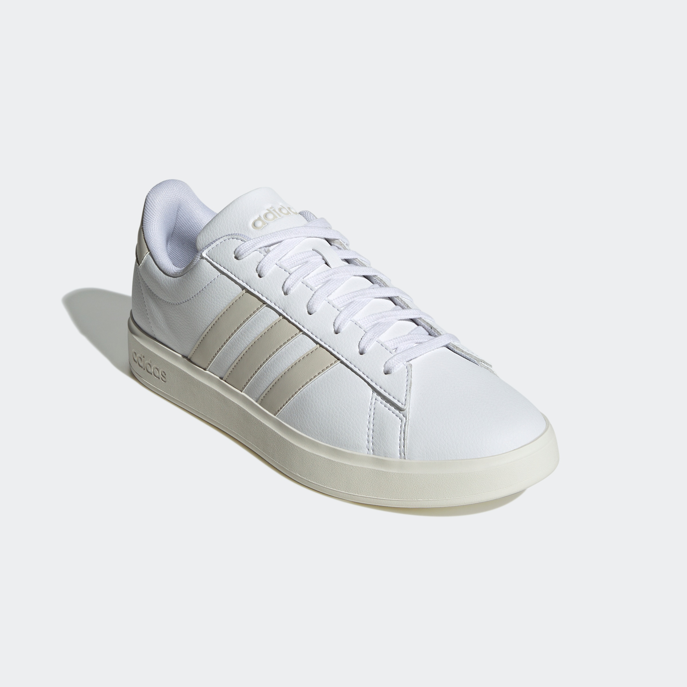 adidas cloudfoam vs superstar