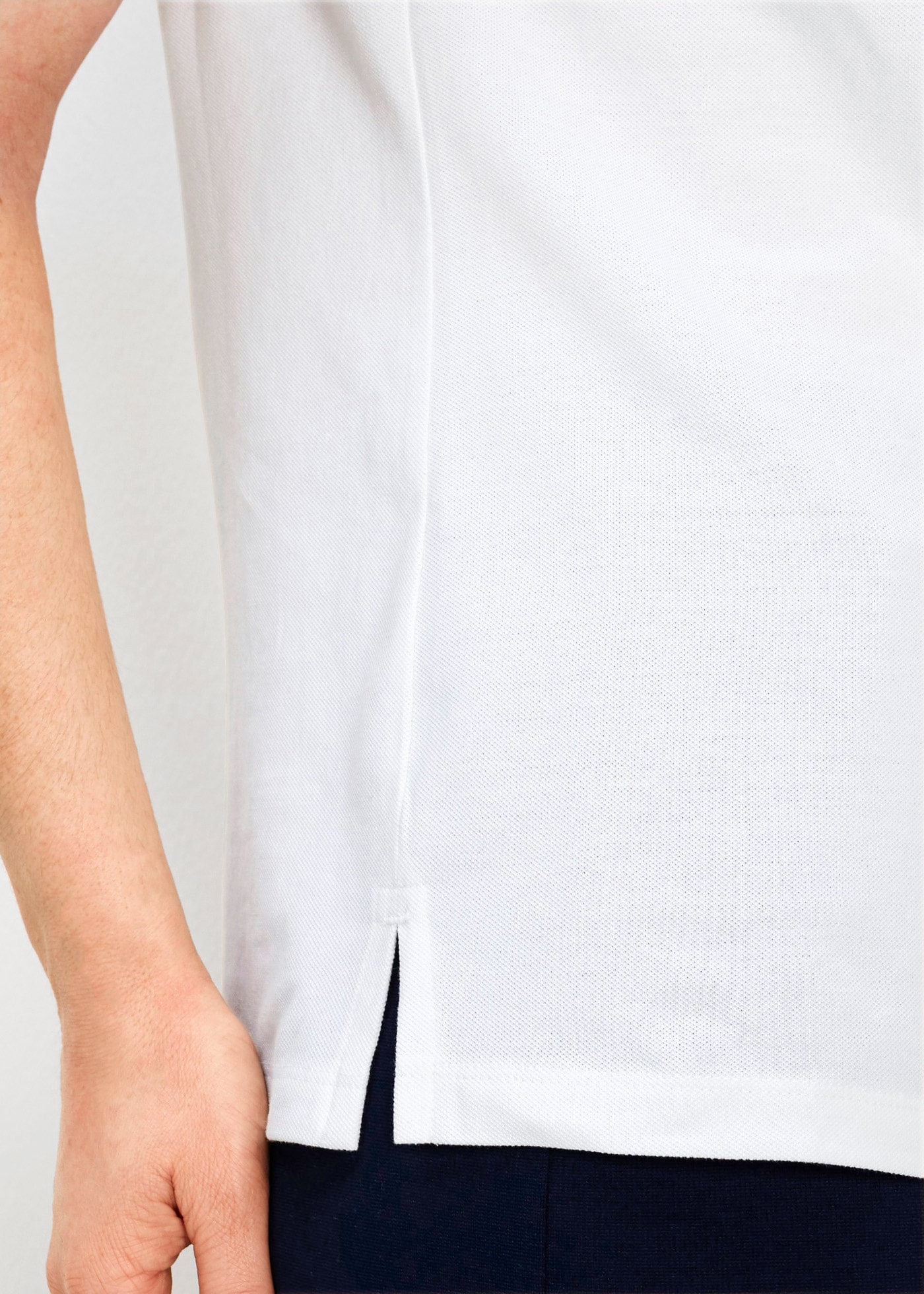 bonprix Polo figurumspielende Passform, Kurzarm-Design, Polokragen