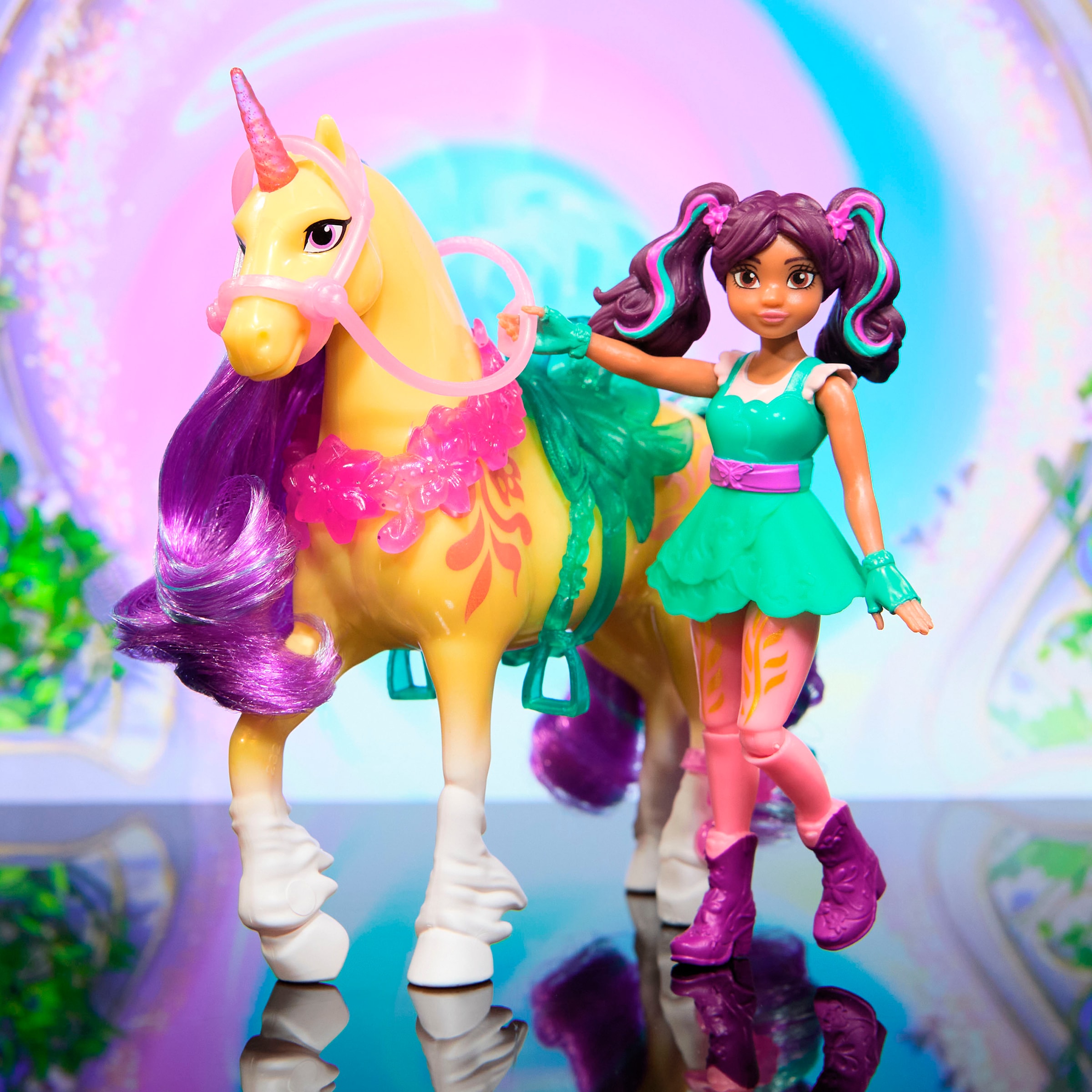 Spin Master Poupée à habiller »Unicorn Academy - Ava & Einhorn Leaf« mit echter Mähne