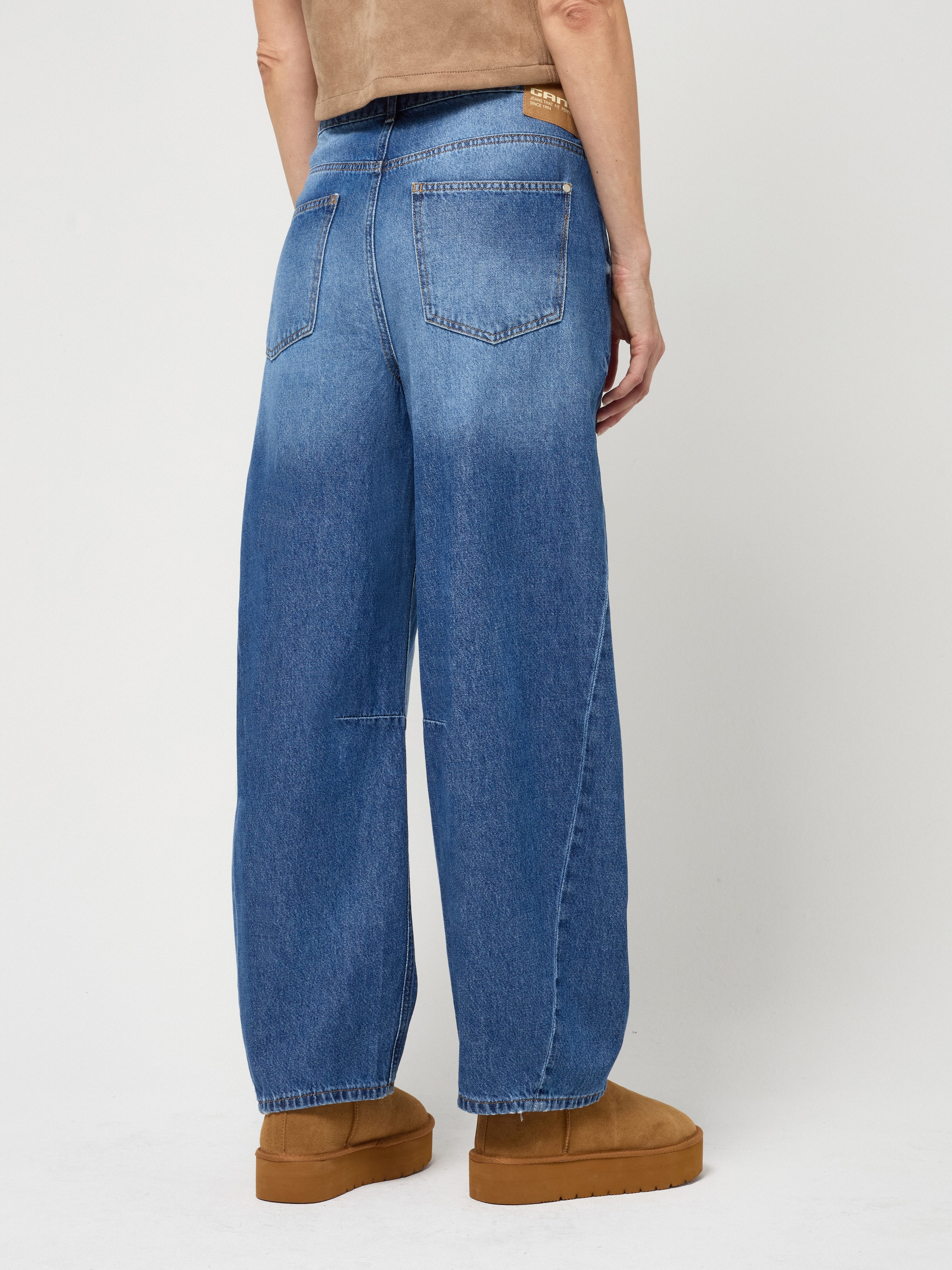 GANG Loose-fit-Jeans »94SARINA SEAM« mit Teilungsnaht vorn und Denim Gürtel zum Knöpfen