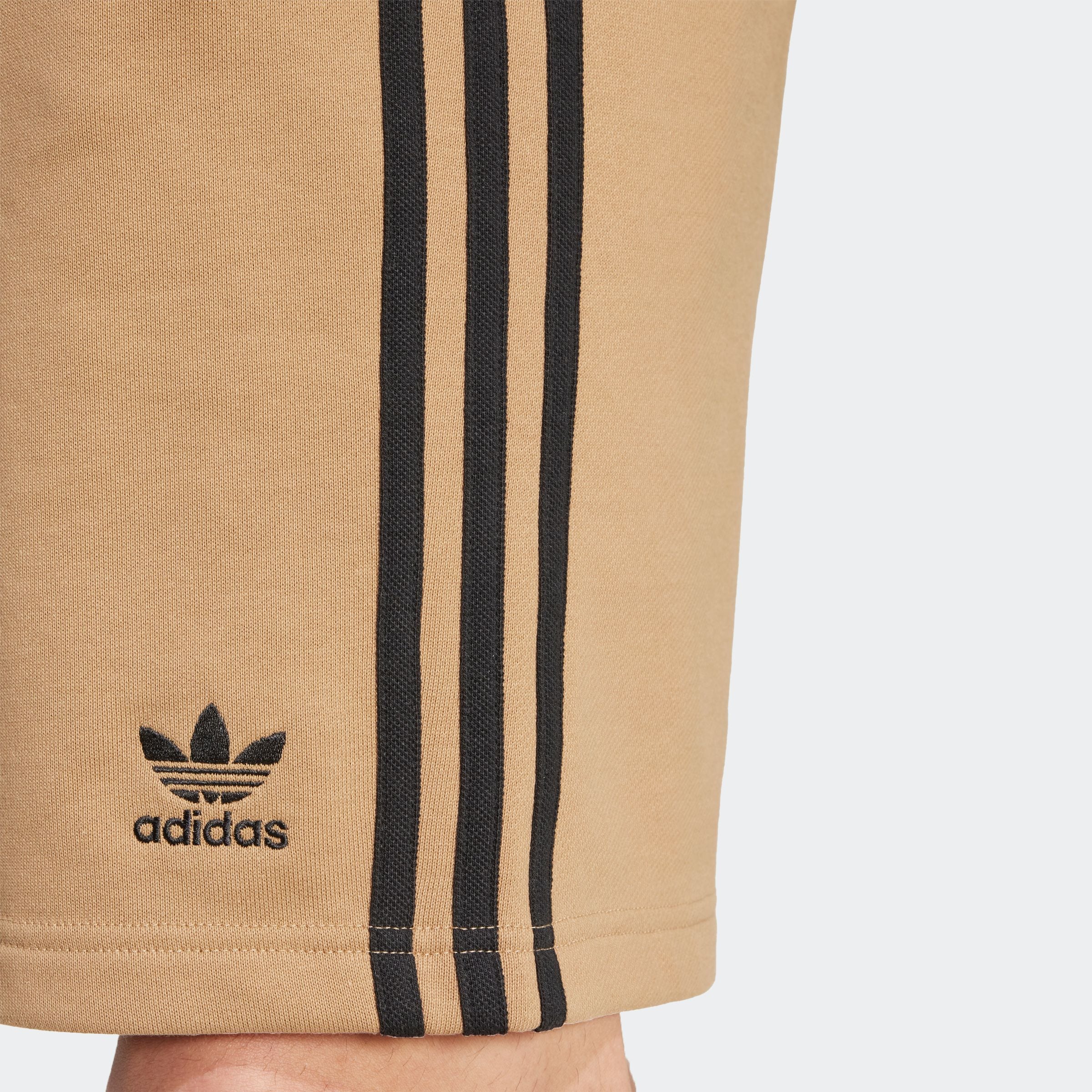 adidas Originals Shorts »3-STRIPE SHORT«, (1 tlg.), Drei Streifen Sweat Shorts aus weichem French-Terry Material