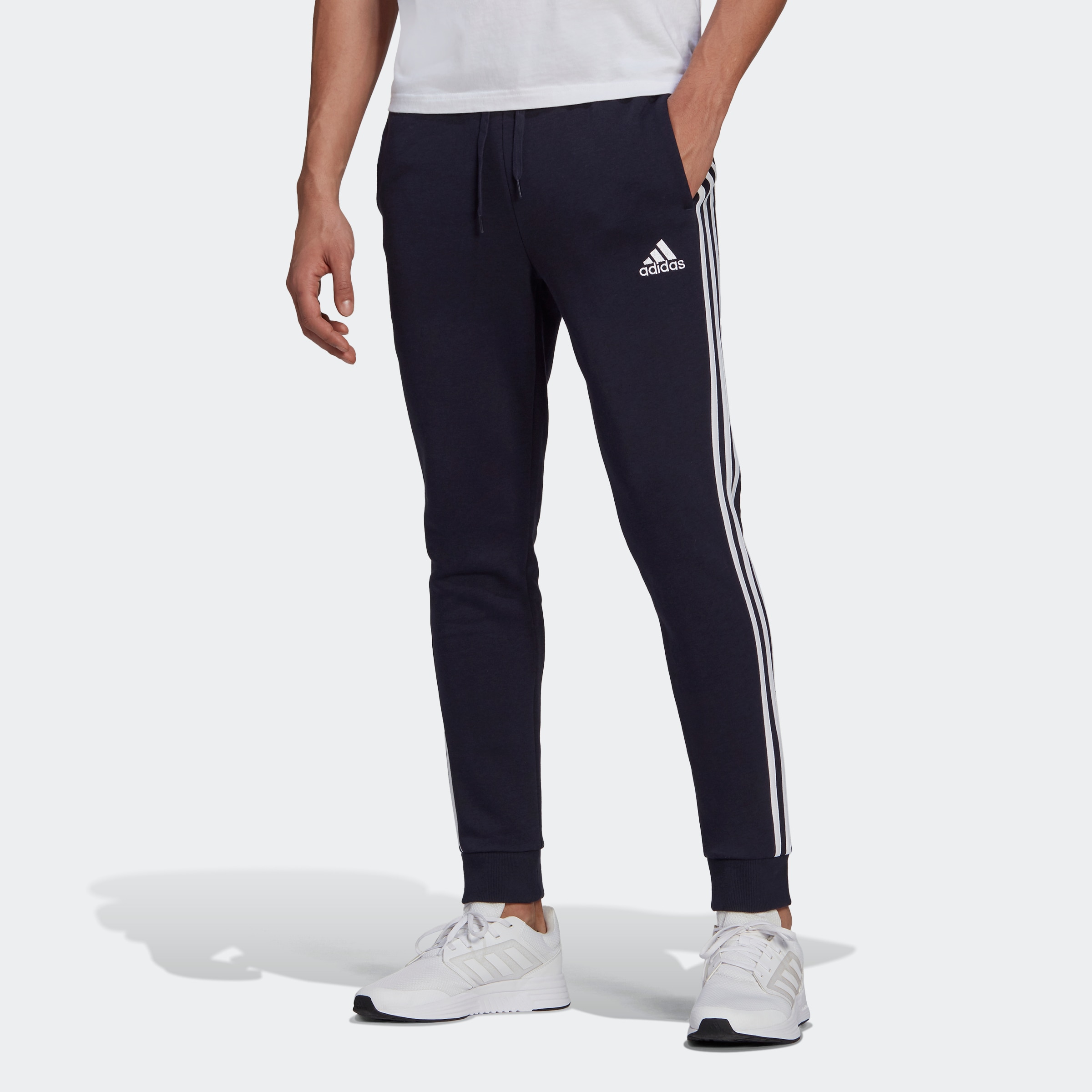 Image of adidas Performance Sporthose »ESSENTIALS FLEECE TAPERED CUFF 3-STREIFEN HOSE« bei Ackermann Versand Schweiz