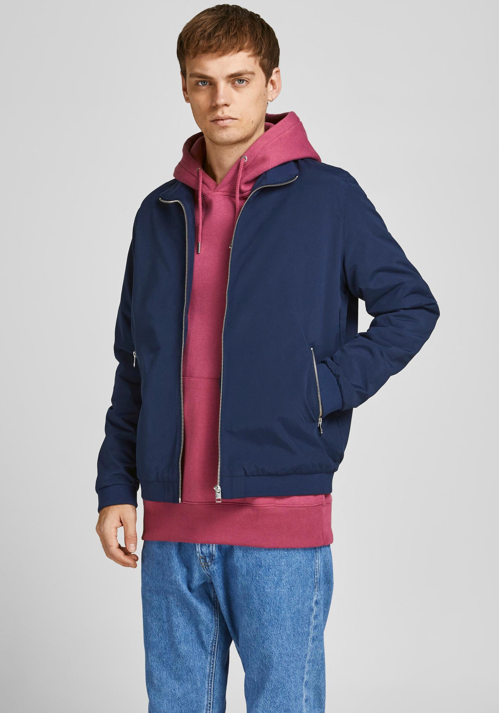 Image of Jack & Jones Blouson "JJERUSH Stylisch, funktional, ideal für Herbst, pflegeleicht" ohne Kapuze mit stylischem Stehkragen