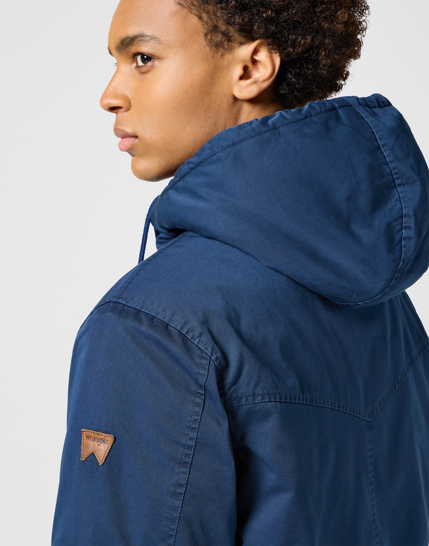 Wrangler Parka »HEAVY PUFFER JACKET«, mit Kapuze, mit Kordelzug