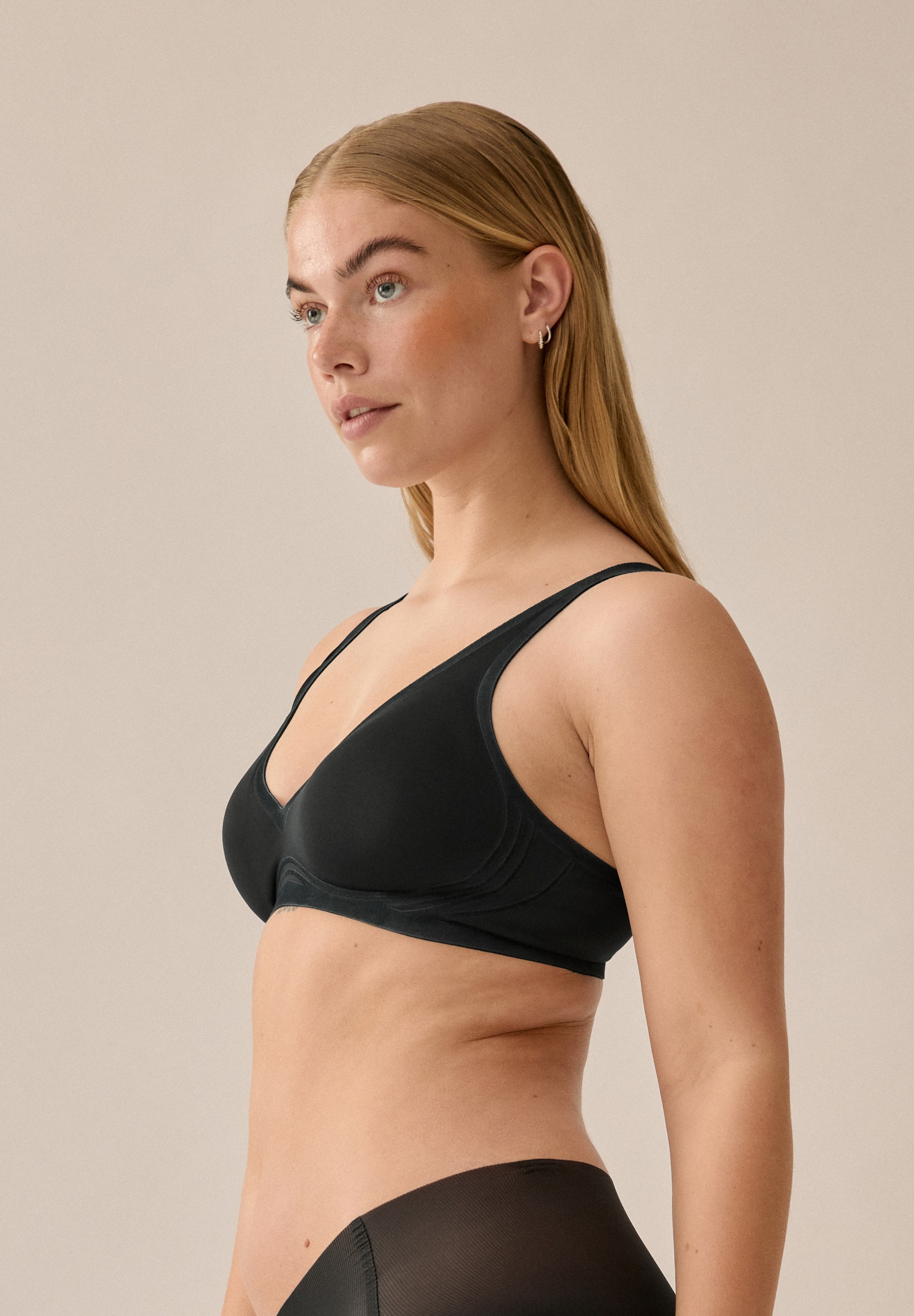 Naturana Soutiens-gorge moulés »The Sunday« 1 cuis tlg., ohne Bügel, weich, bequem, basic, verstellbare Träger