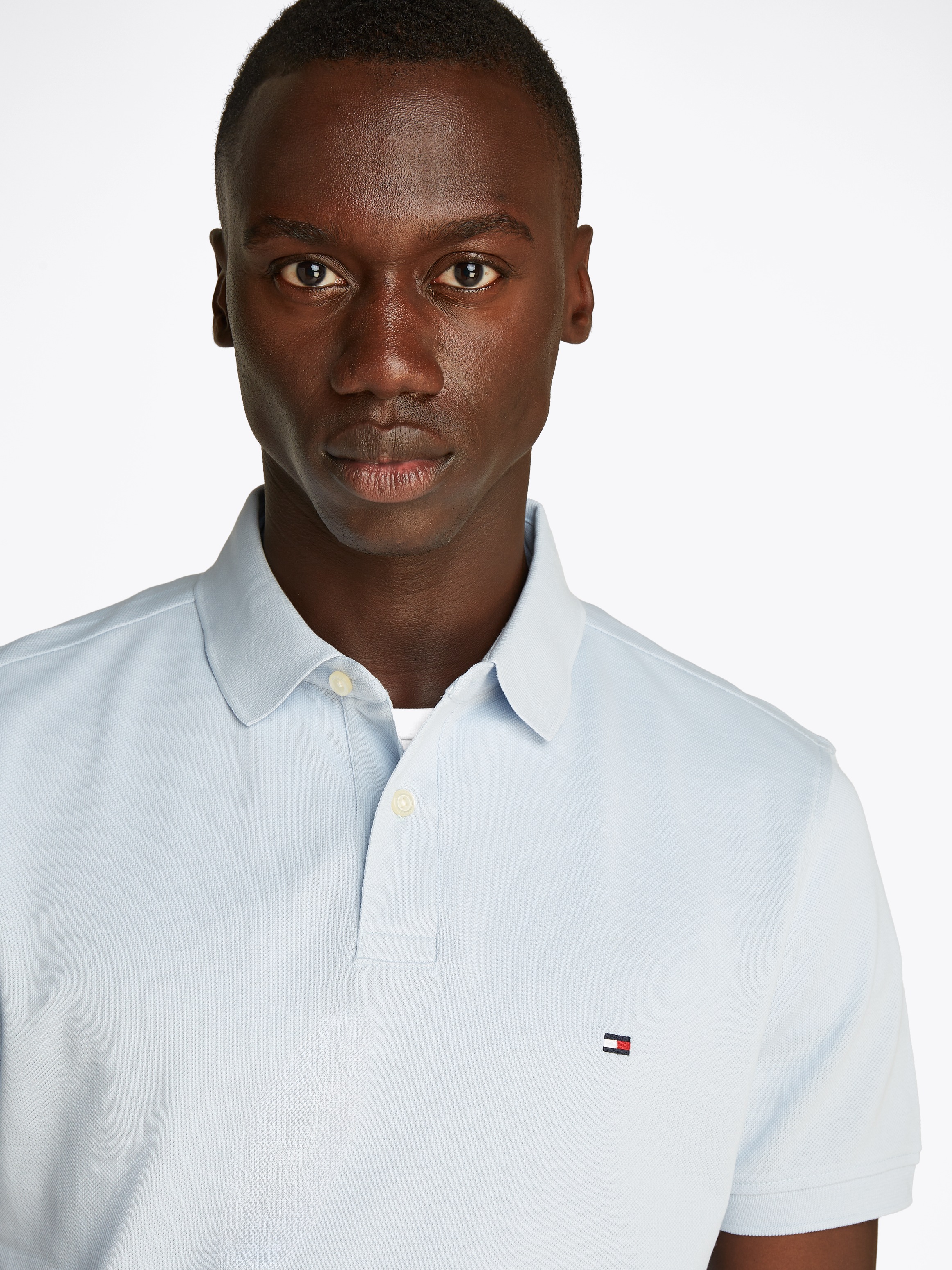 Tommy Hilfiger Poloshirt »1985 REGULAR POLO mit Kontraststreifen und Knopfleiste«, unifarben, sportlich, regular fit, Baumwollmix, Polokragen