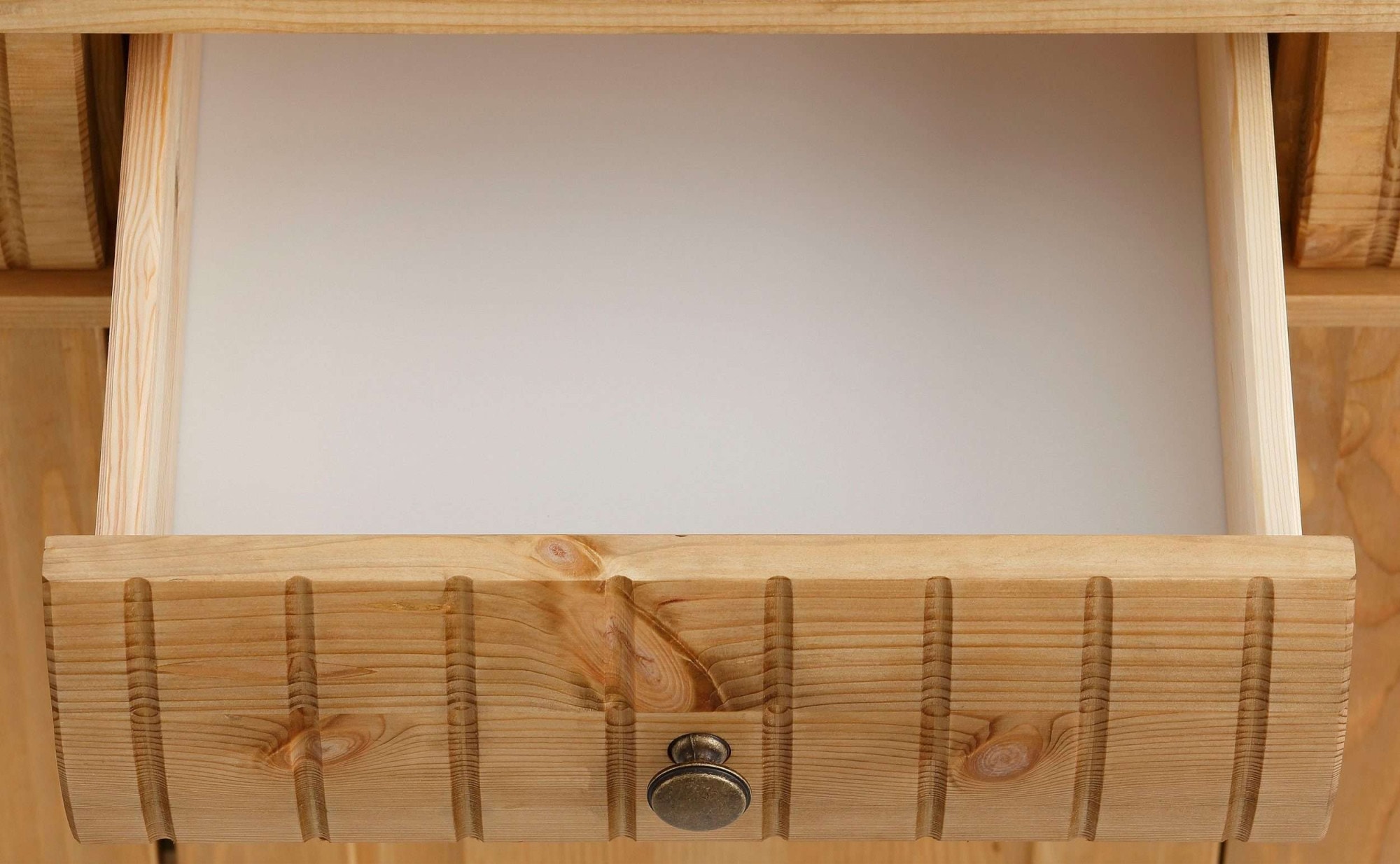 Home affaire Kommode »Teresa Sideboard nur 2 Schubkästen«, aus massiver Kiefer Breite 84 cm, Höhe 90 cm, FSC®
