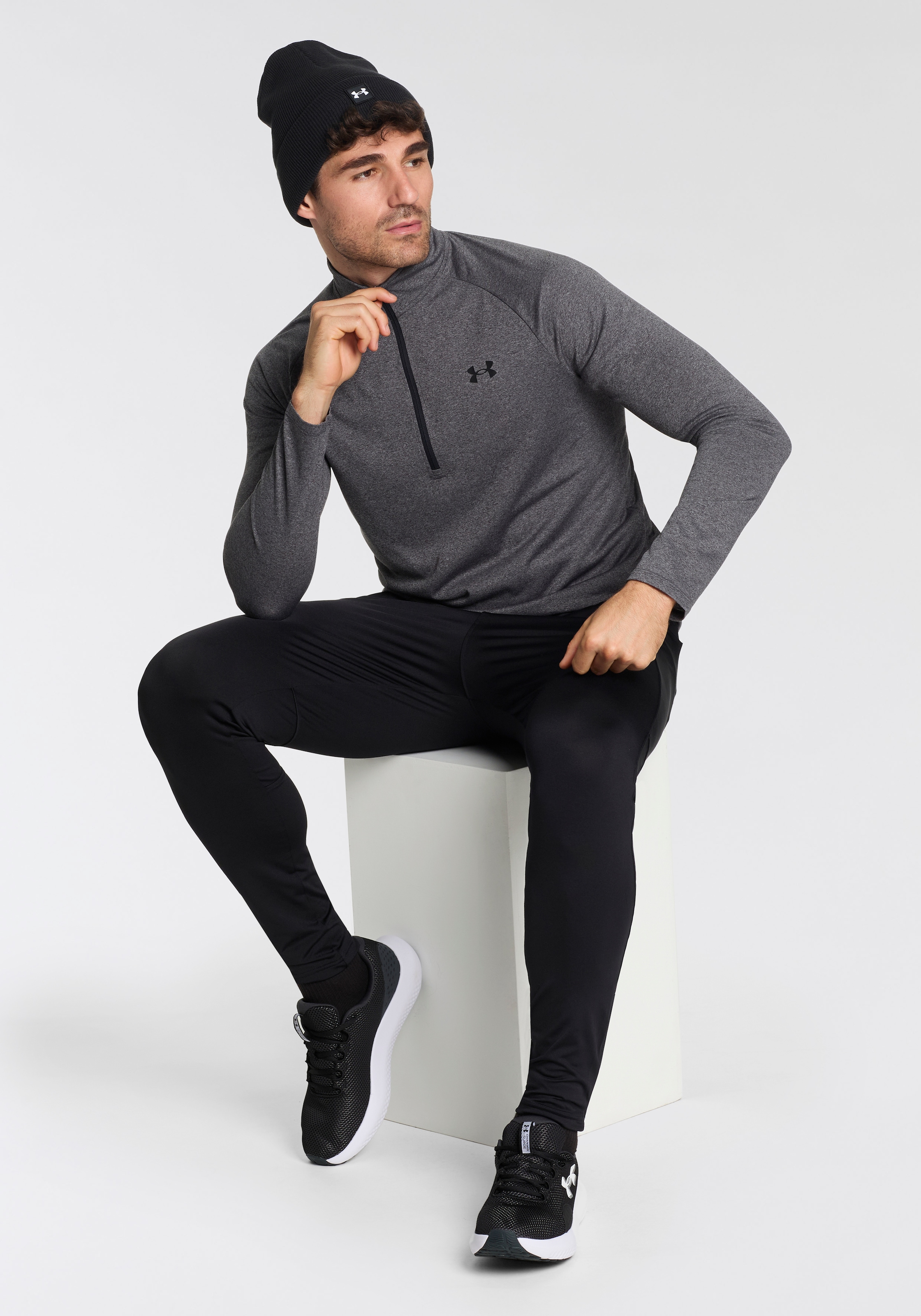 Image of Under Armour Trainingshose "UA Challenger Trainingshose" aus Polyester und Elasthan, in den Grössen S bis XXL