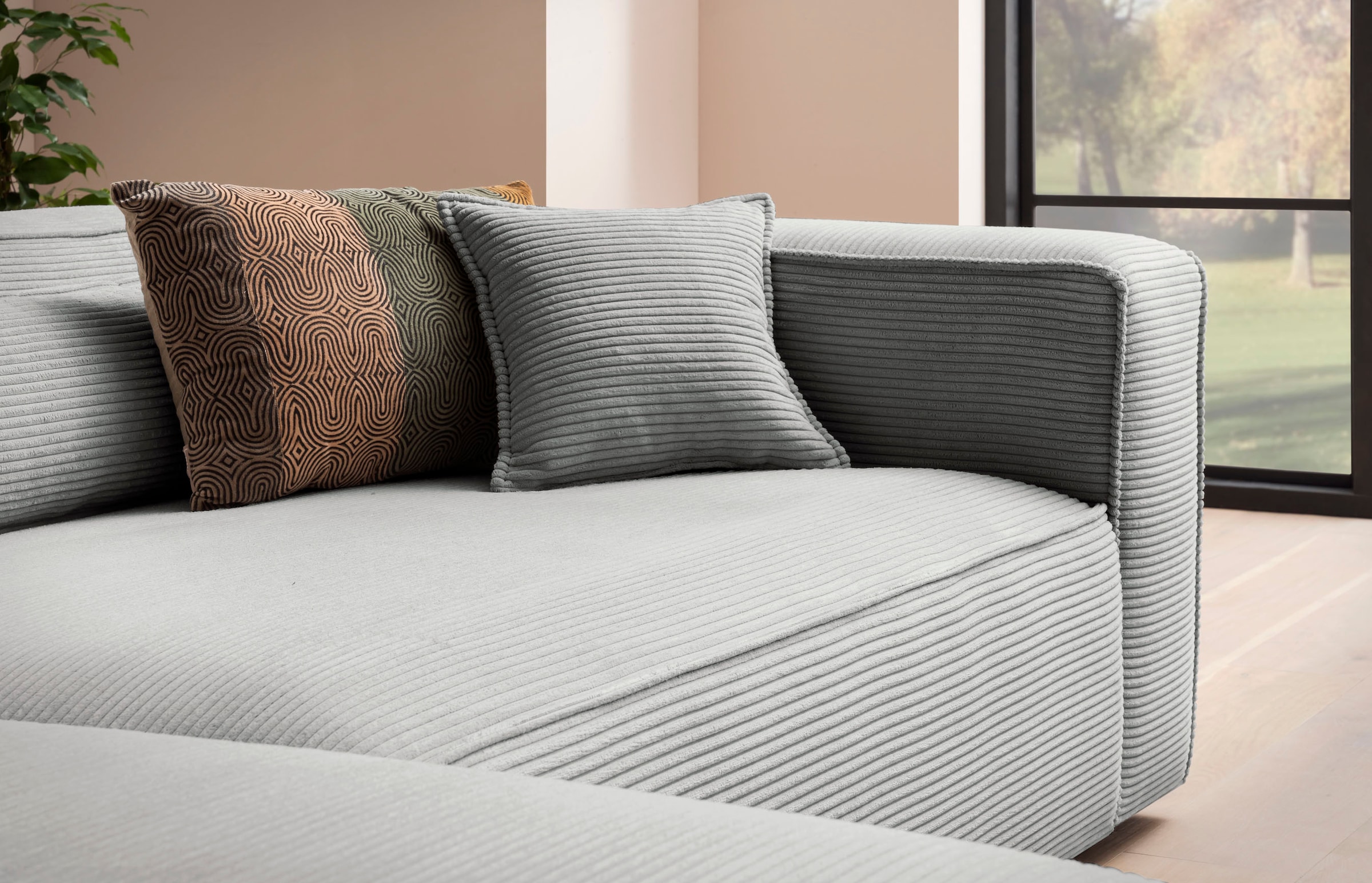 LeGer Home by Lena Gercke Ecksofa »PIARA XXL, Big-Sofa in Cord oder Leinenoptik, L-Form, mit Kedernaht«, wahlweise Ottomane rechts/links, schwarze Füsse, extra tiefe Sitzfläche